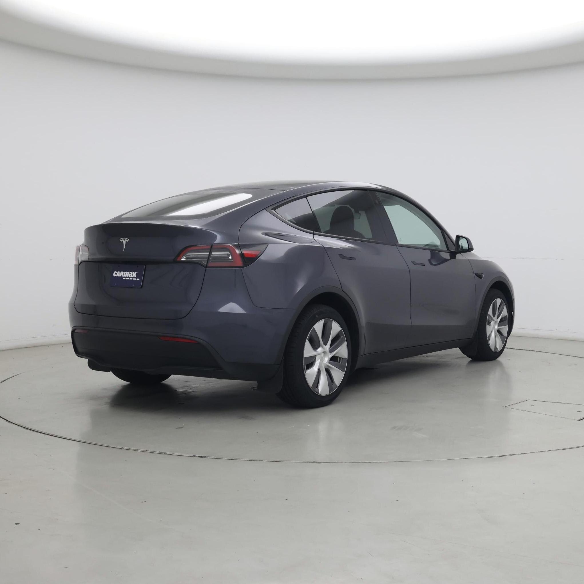 Thumbnail: 2023 Tesla Model Y - 8