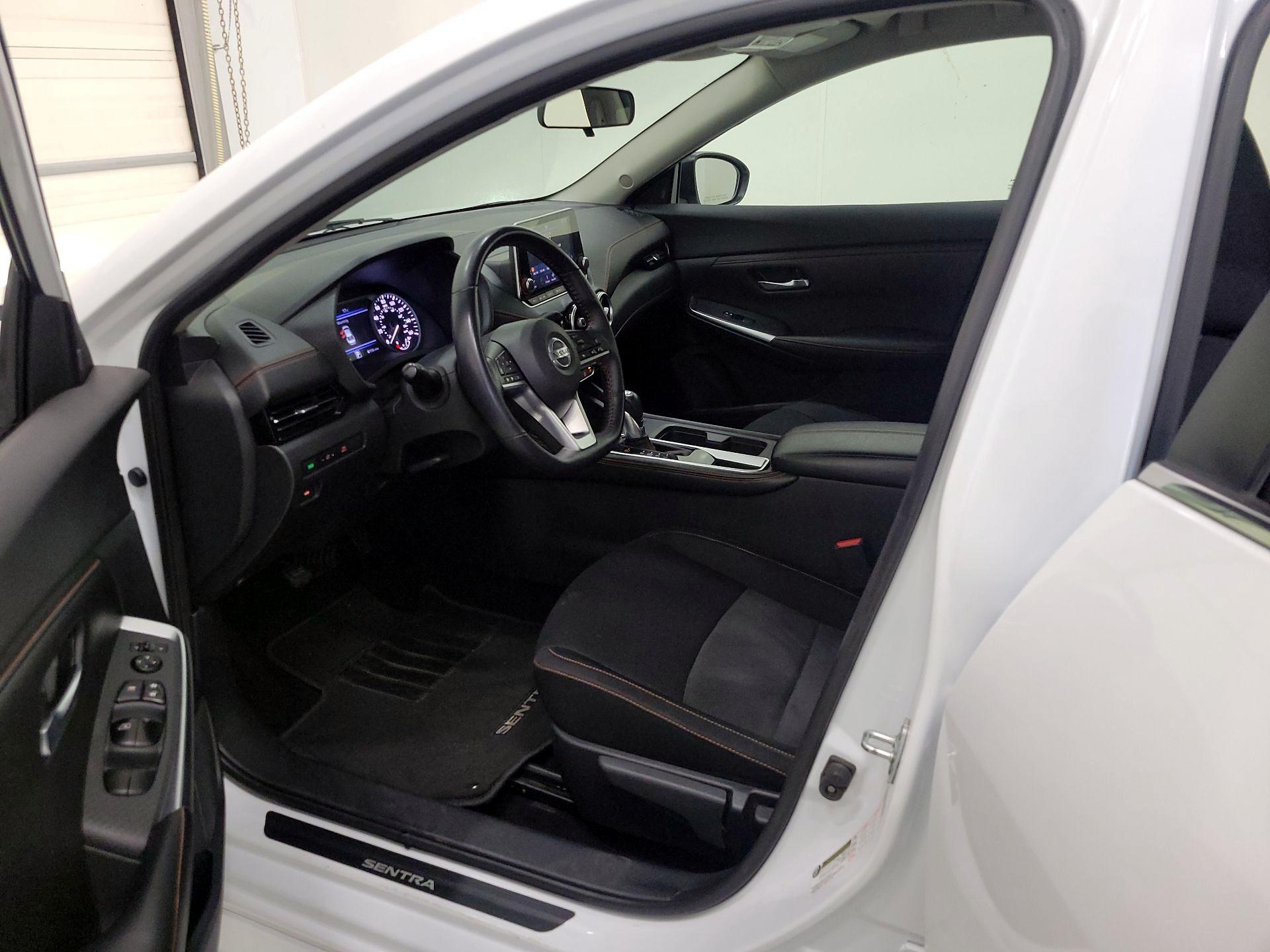 Thumbnail: 2021 Nissan Sentra - 11