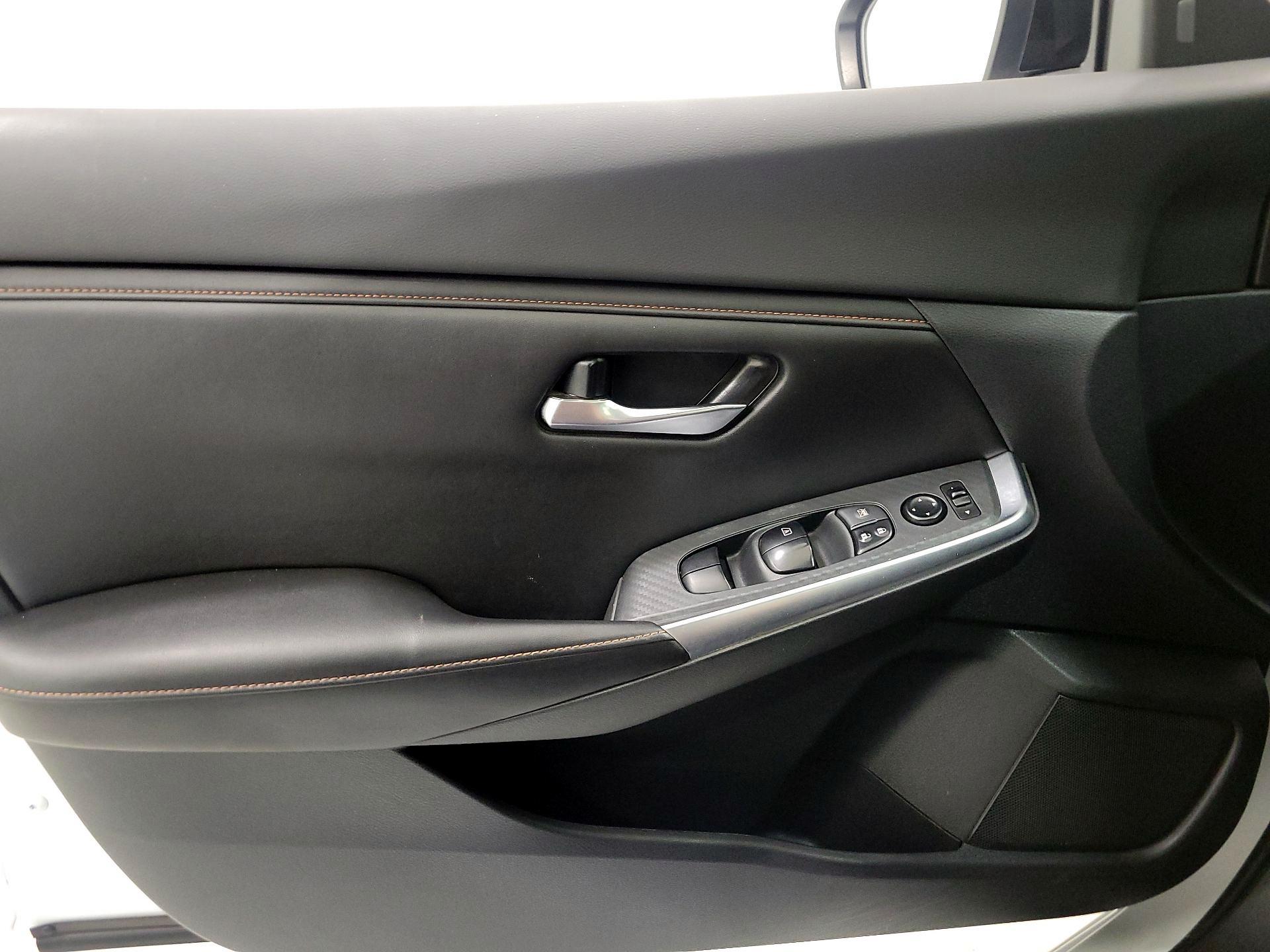 Thumbnail: 2021 Nissan Sentra - 12