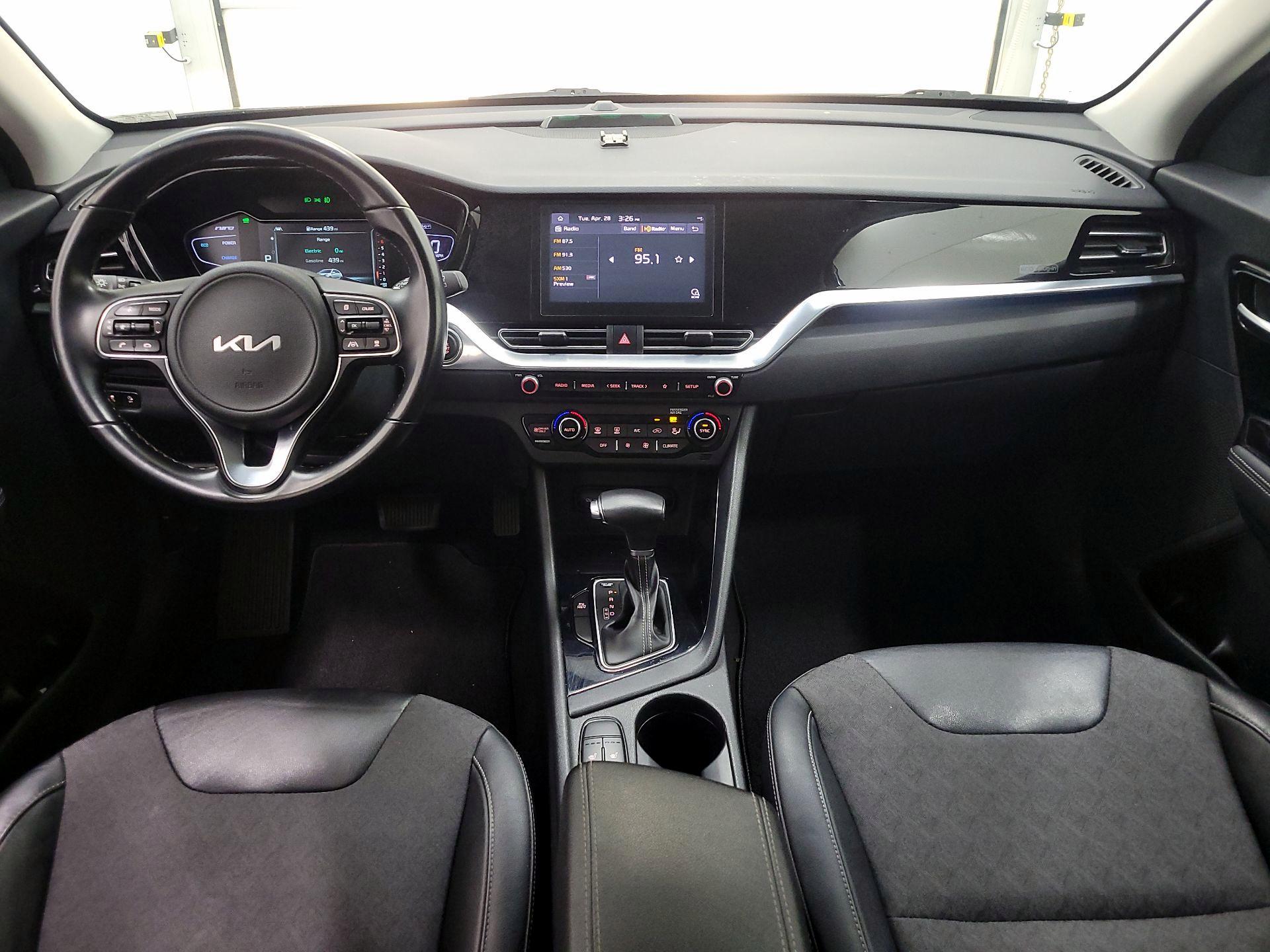 Thumbnail: 2022 Kia Niro - 9