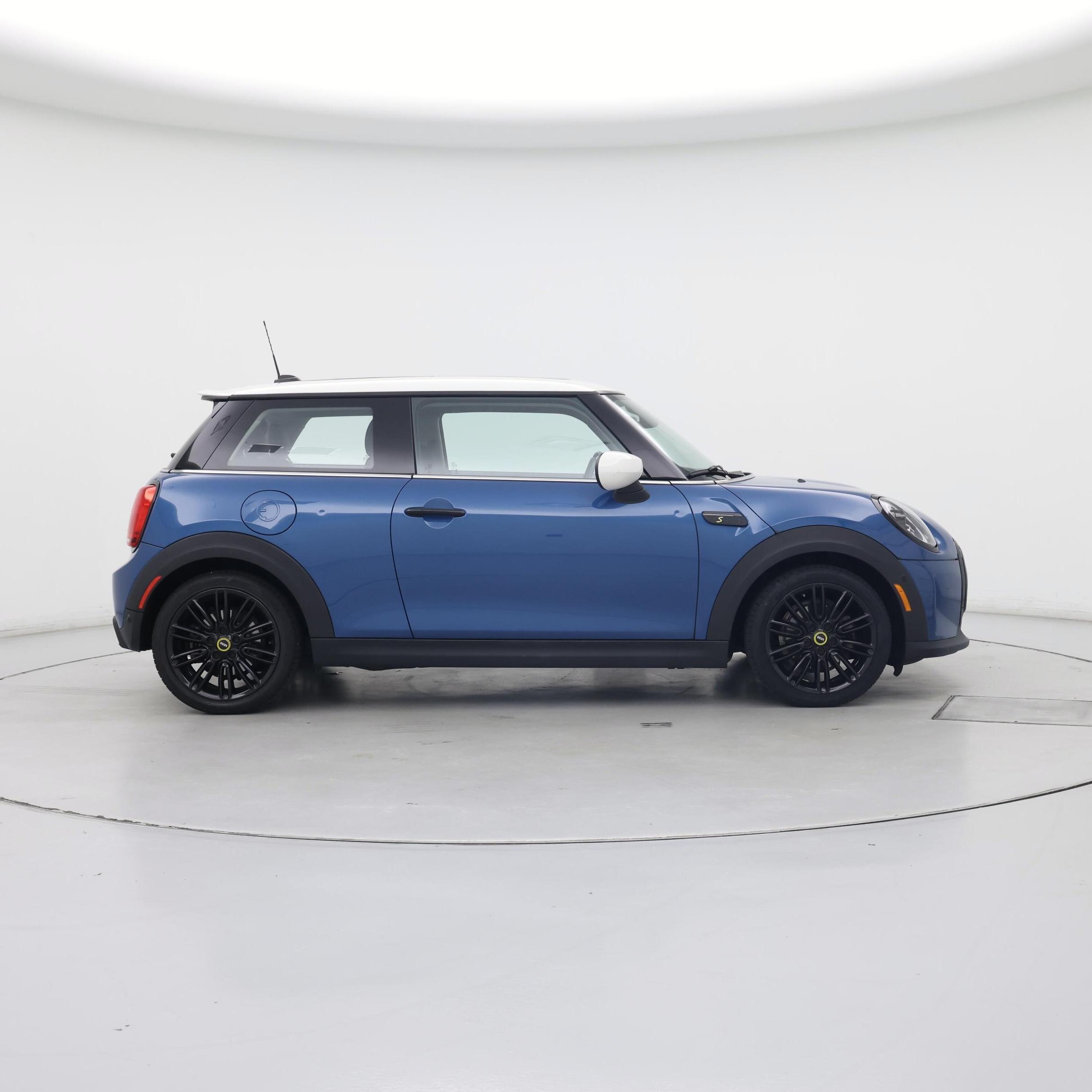 Thumbnail: 2023 MINI Cooper Hardtop - 7