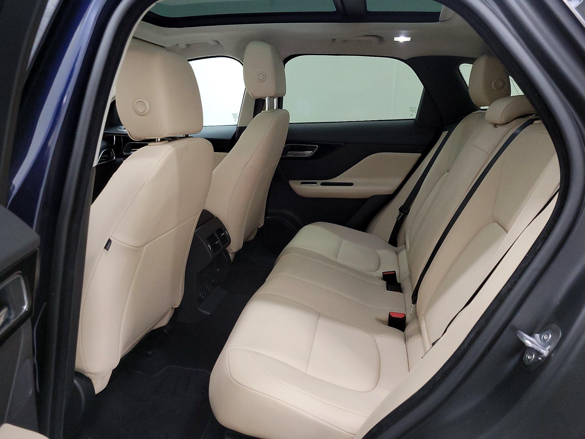 Thumbnail: 2020 Jaguar F-Pace - 18