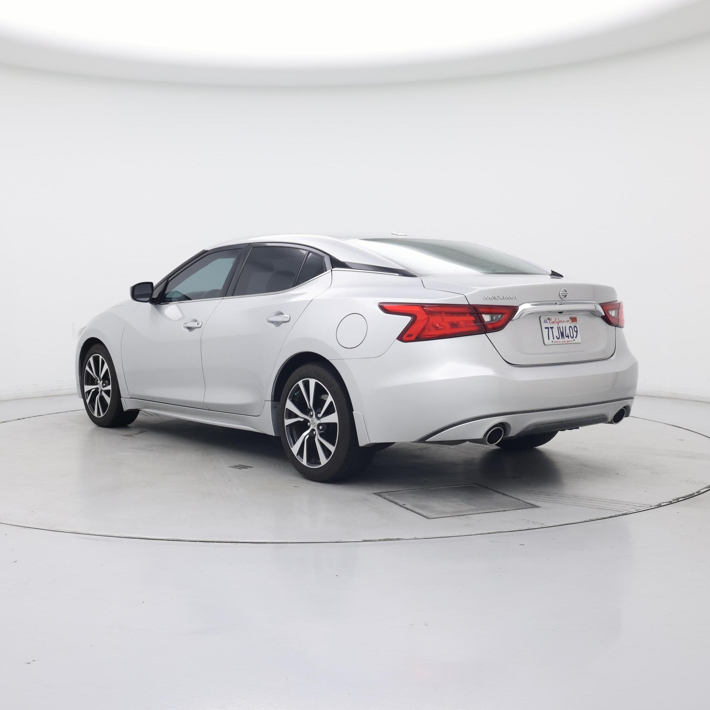 Thumbnail: 2016 Nissan Maxima - 2