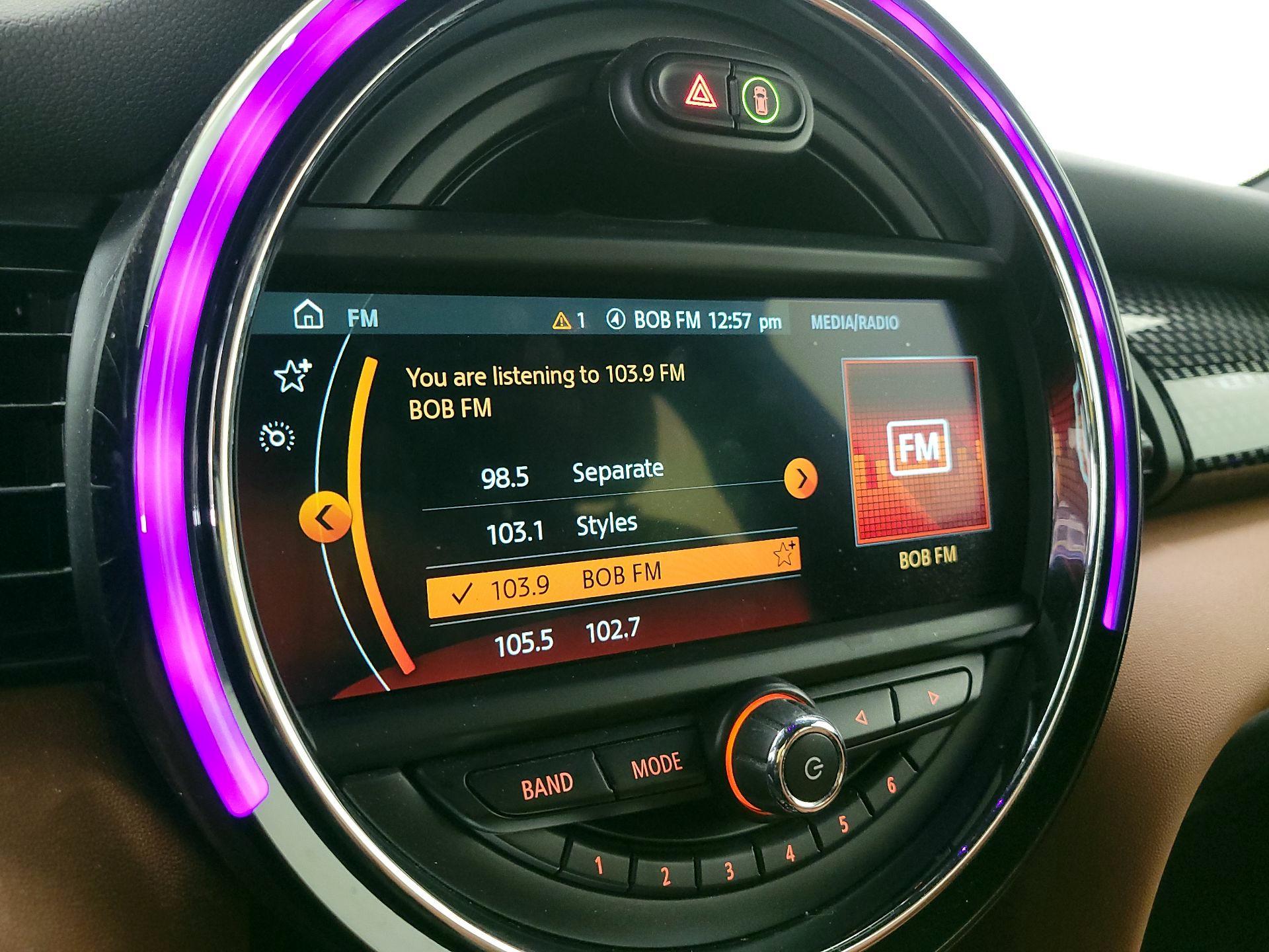 Thumbnail: 2019 MINI Cooper Hardtop - 16