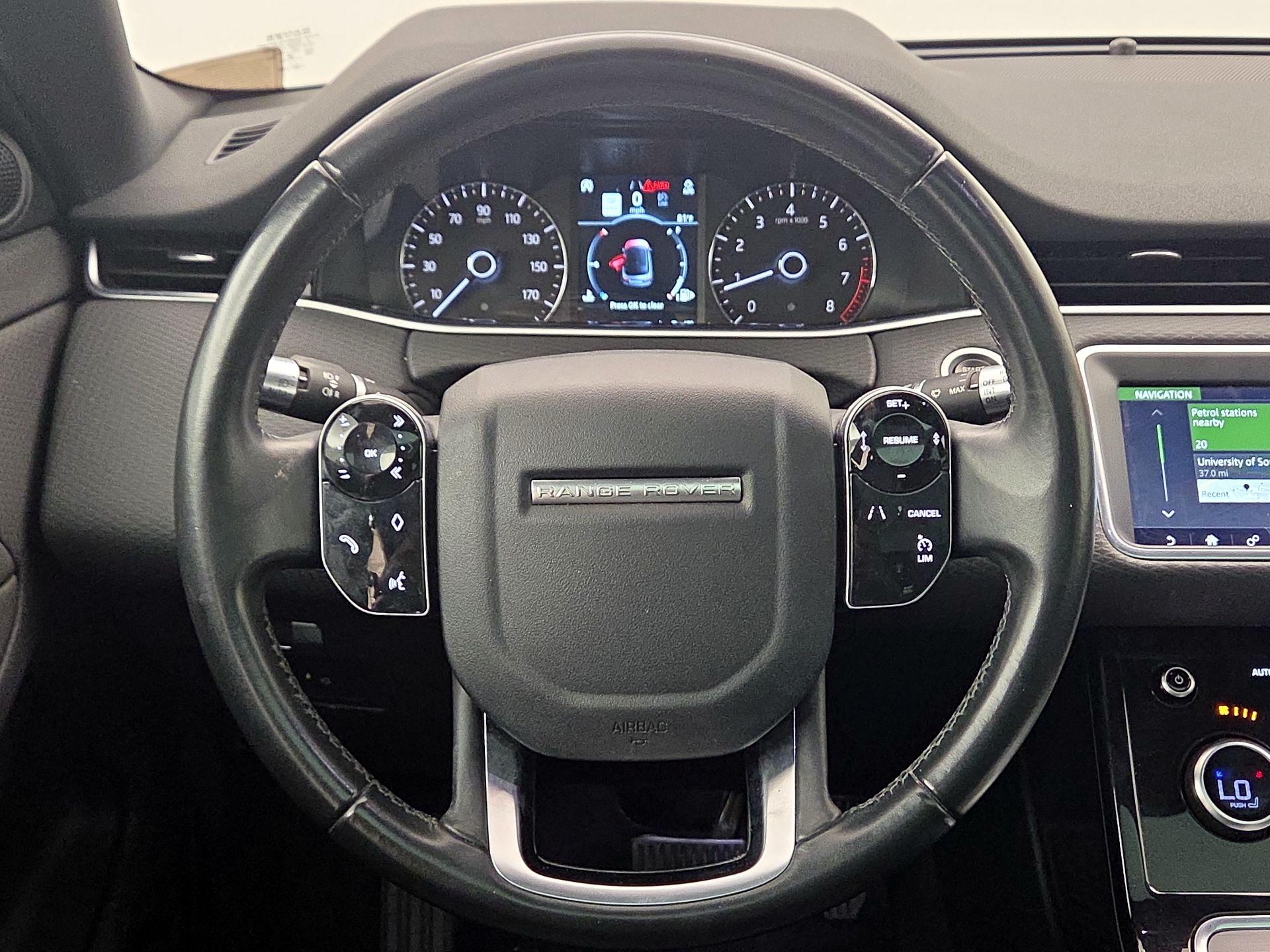 Thumbnail: 2020 Land Rover Range Rover Evoque - 10
