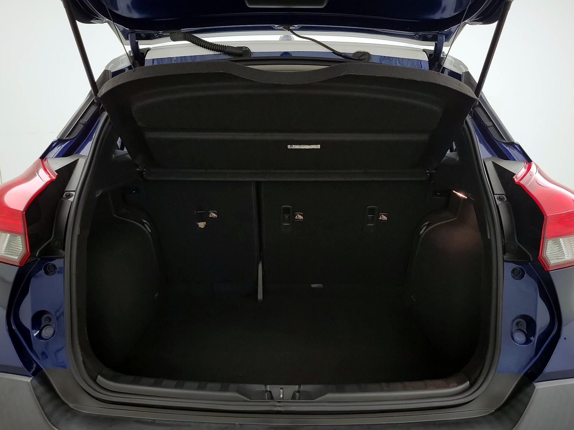 Thumbnail: 2020 Nissan Kicks - 19