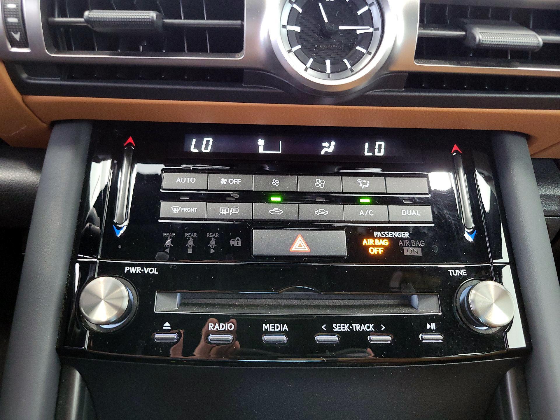 Thumbnail: 2021 Lexus IS - 16