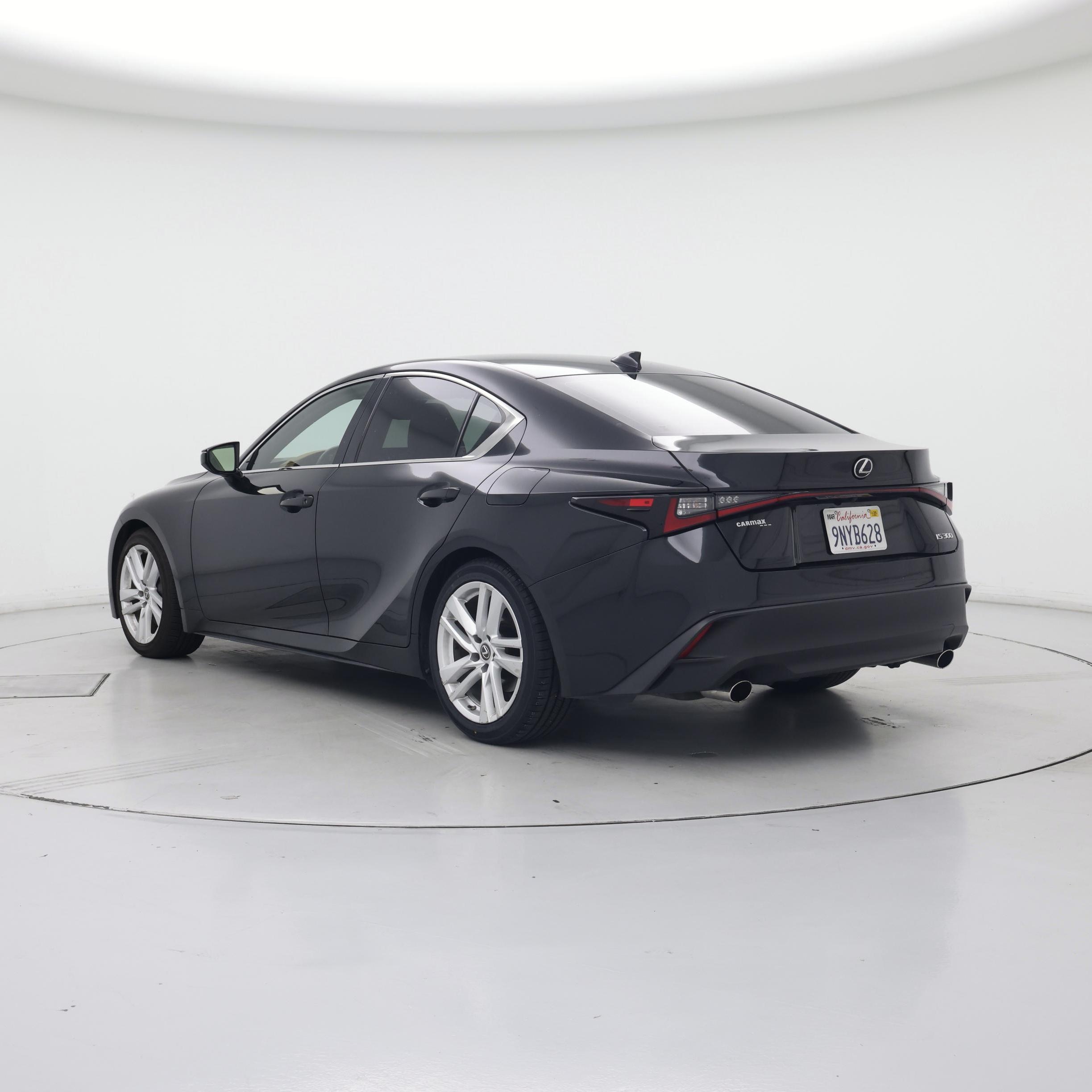 Thumbnail: 2021 Lexus IS - 2