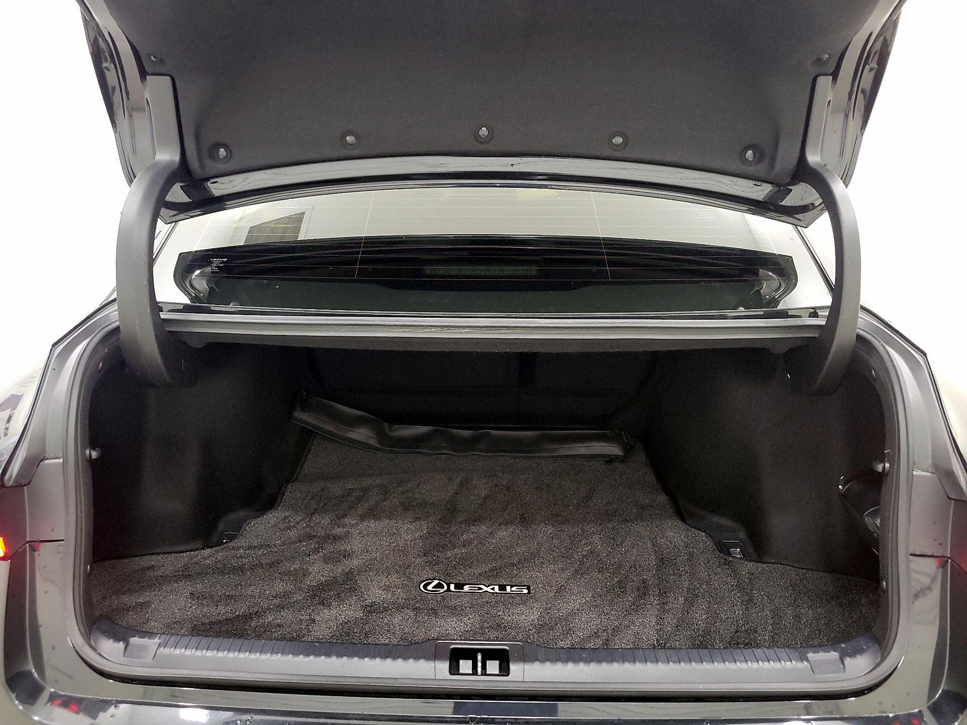 Thumbnail: 2021 Lexus IS - 20