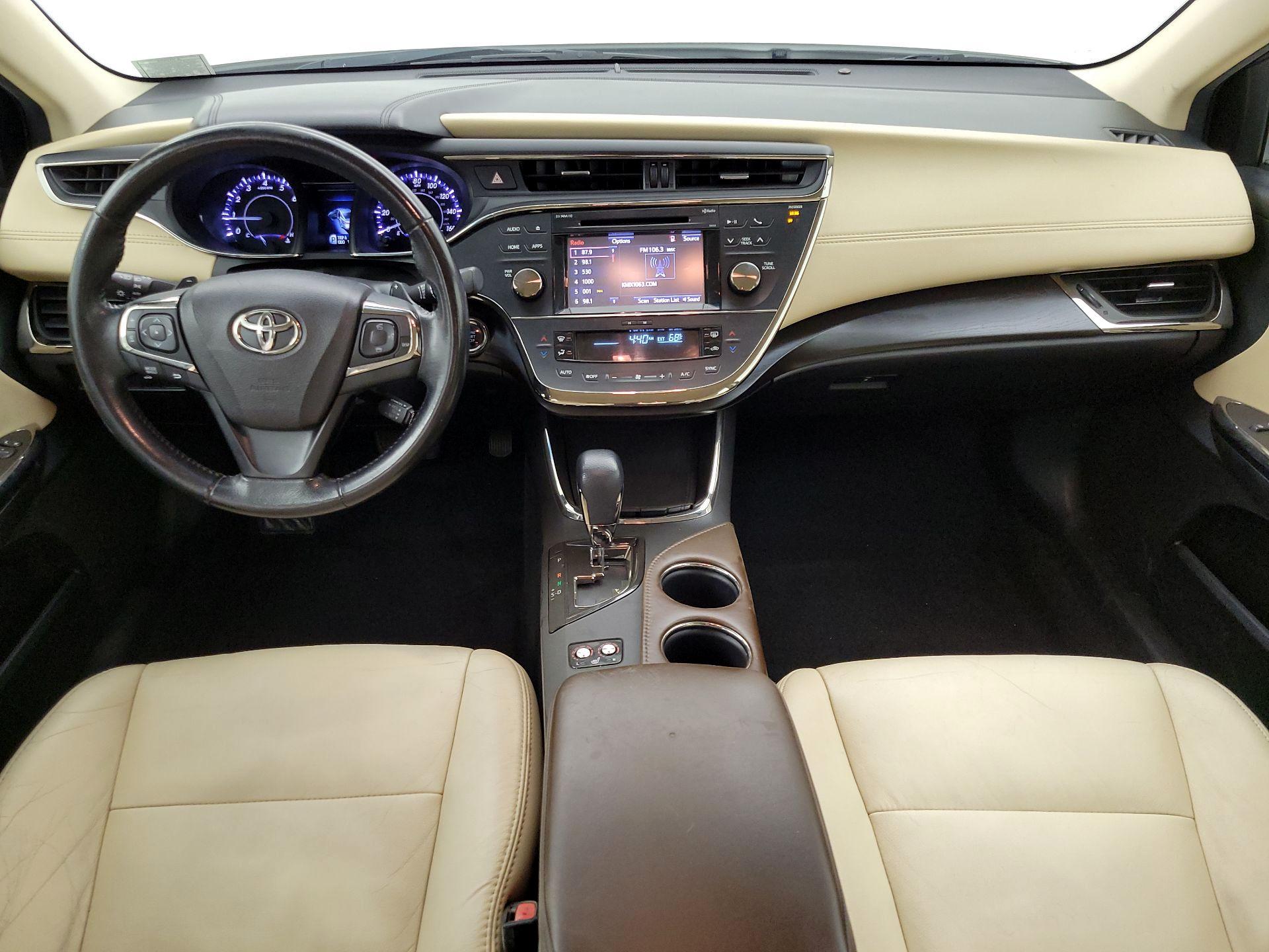 Thumbnail: 2016 Toyota Avalon - 9