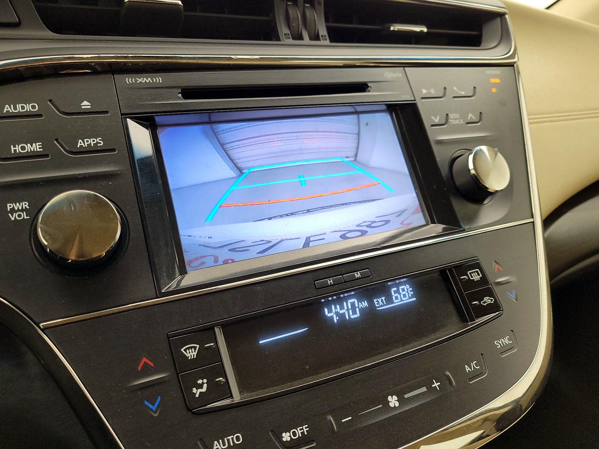 Thumbnail: 2016 Toyota Avalon - 14