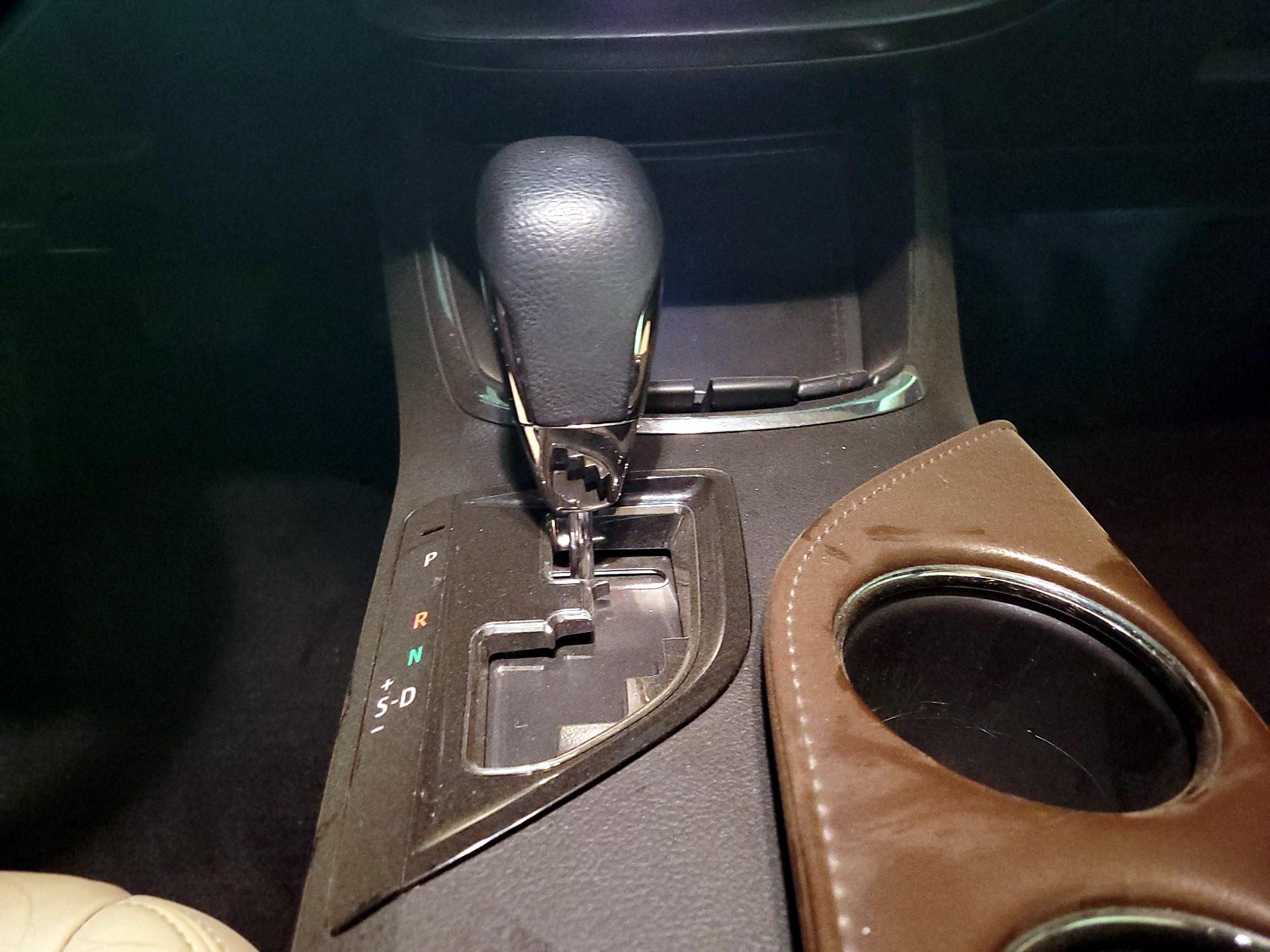 Thumbnail: 2016 Toyota Avalon - 17
