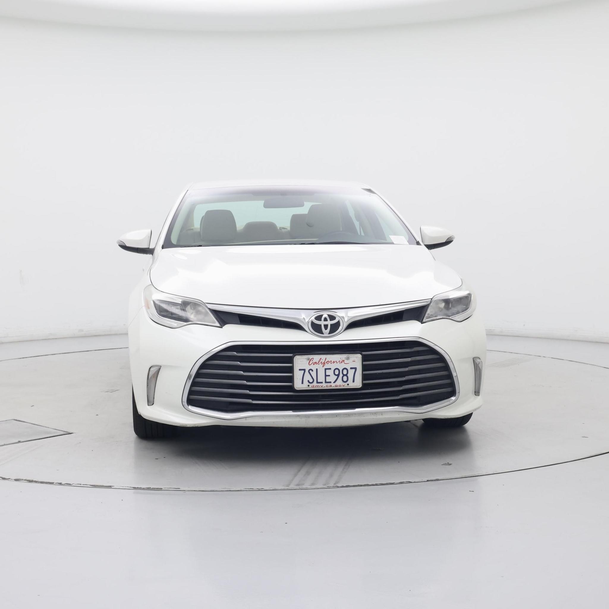 Thumbnail: 2016 Toyota Avalon - 5