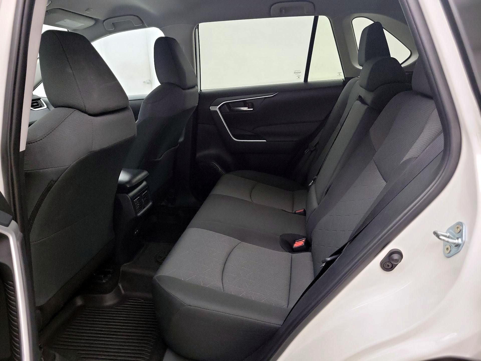 Thumbnail: 2024 Toyota RAV4 - 19