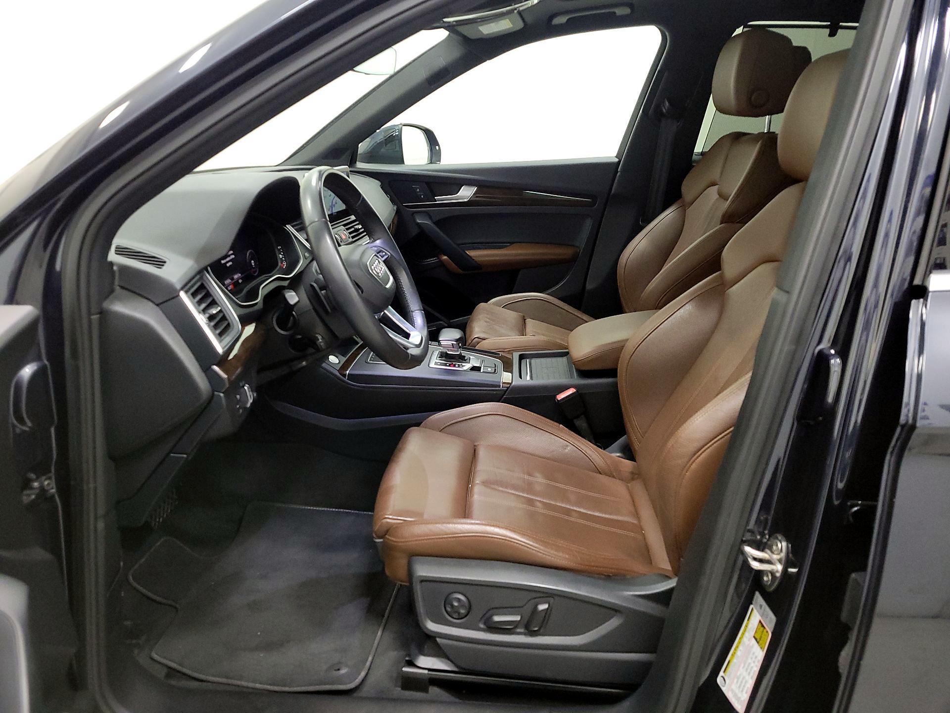 Thumbnail: 2019 Audi Q5 - 9