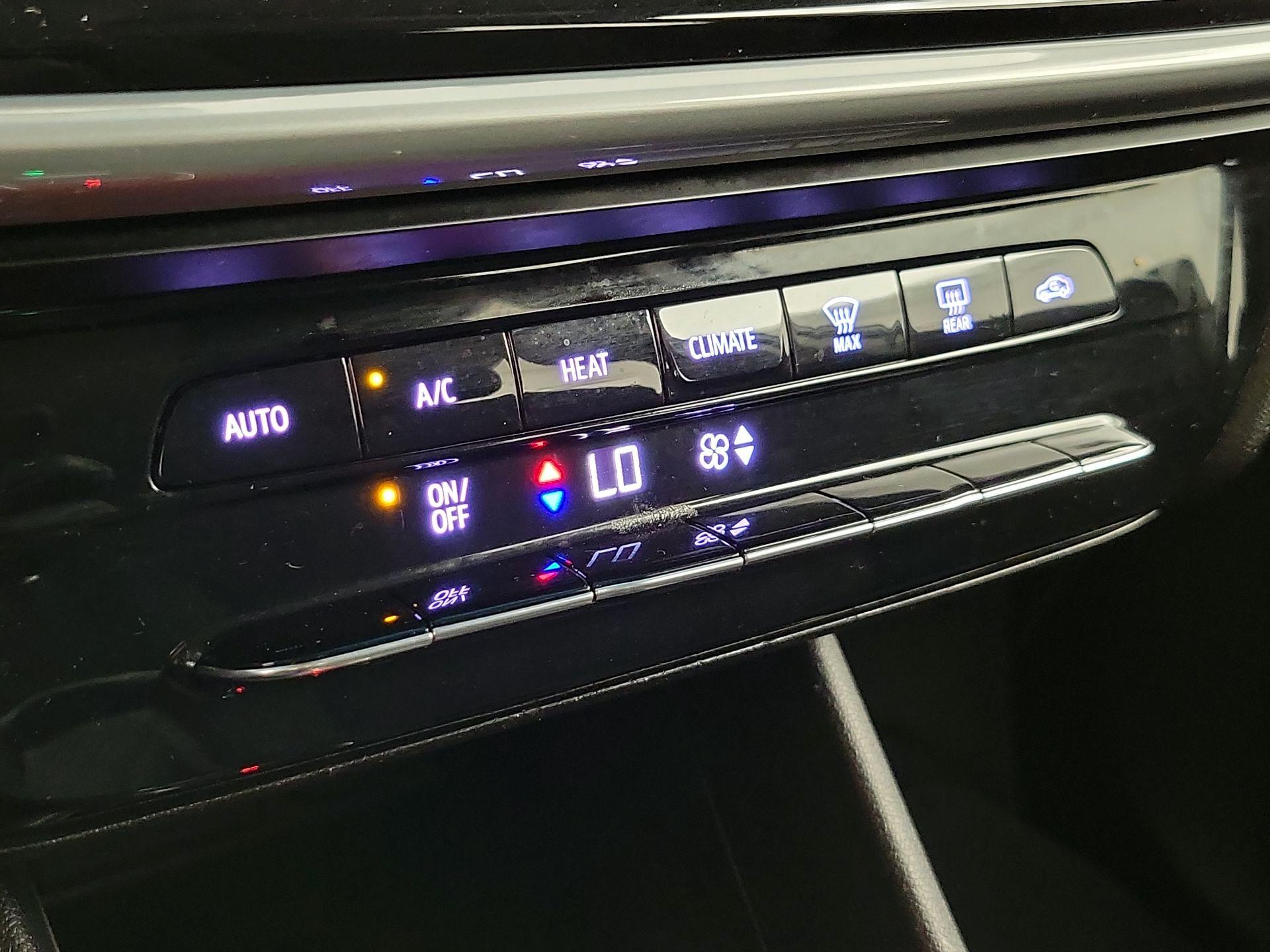 Thumbnail: 2023 Chevrolet Bolt EV - 16