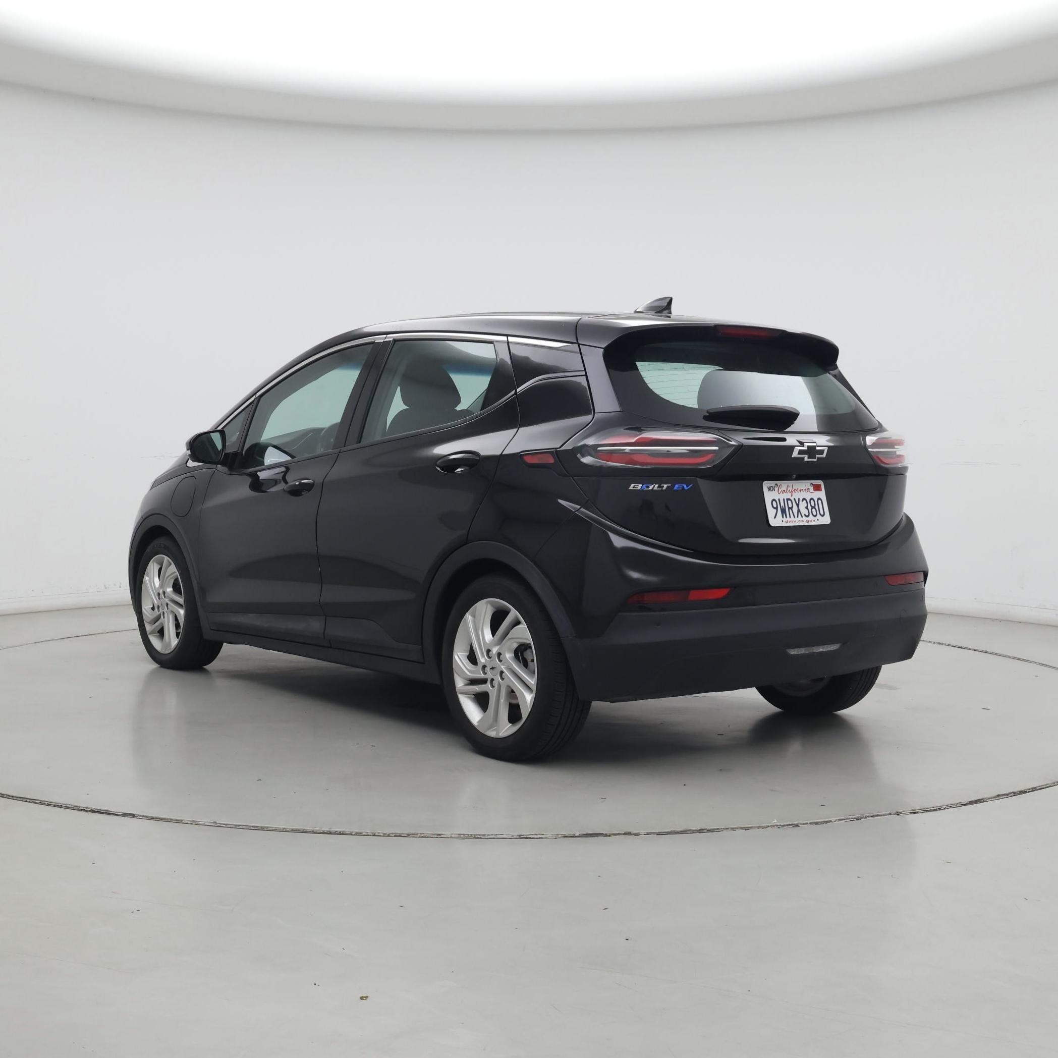 Thumbnail: 2023 Chevrolet Bolt EV - 2