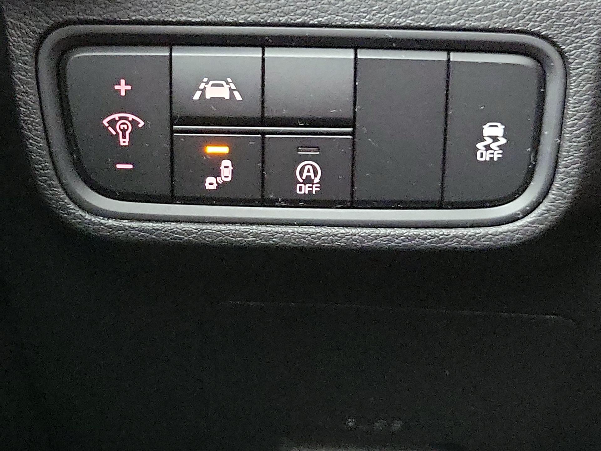 Thumbnail: 2020 Kia Soul - 13