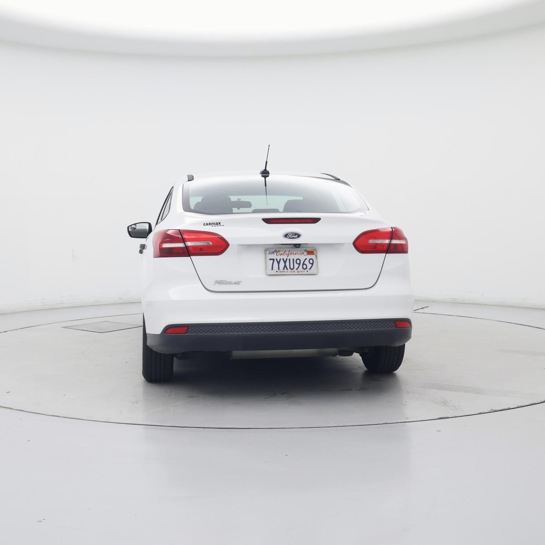 Thumbnail: 2017 Ford Focus - 6