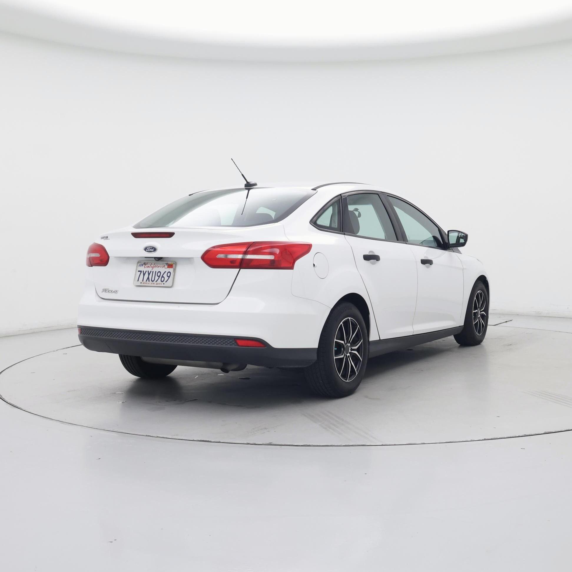 Thumbnail: 2017 Ford Focus - 8