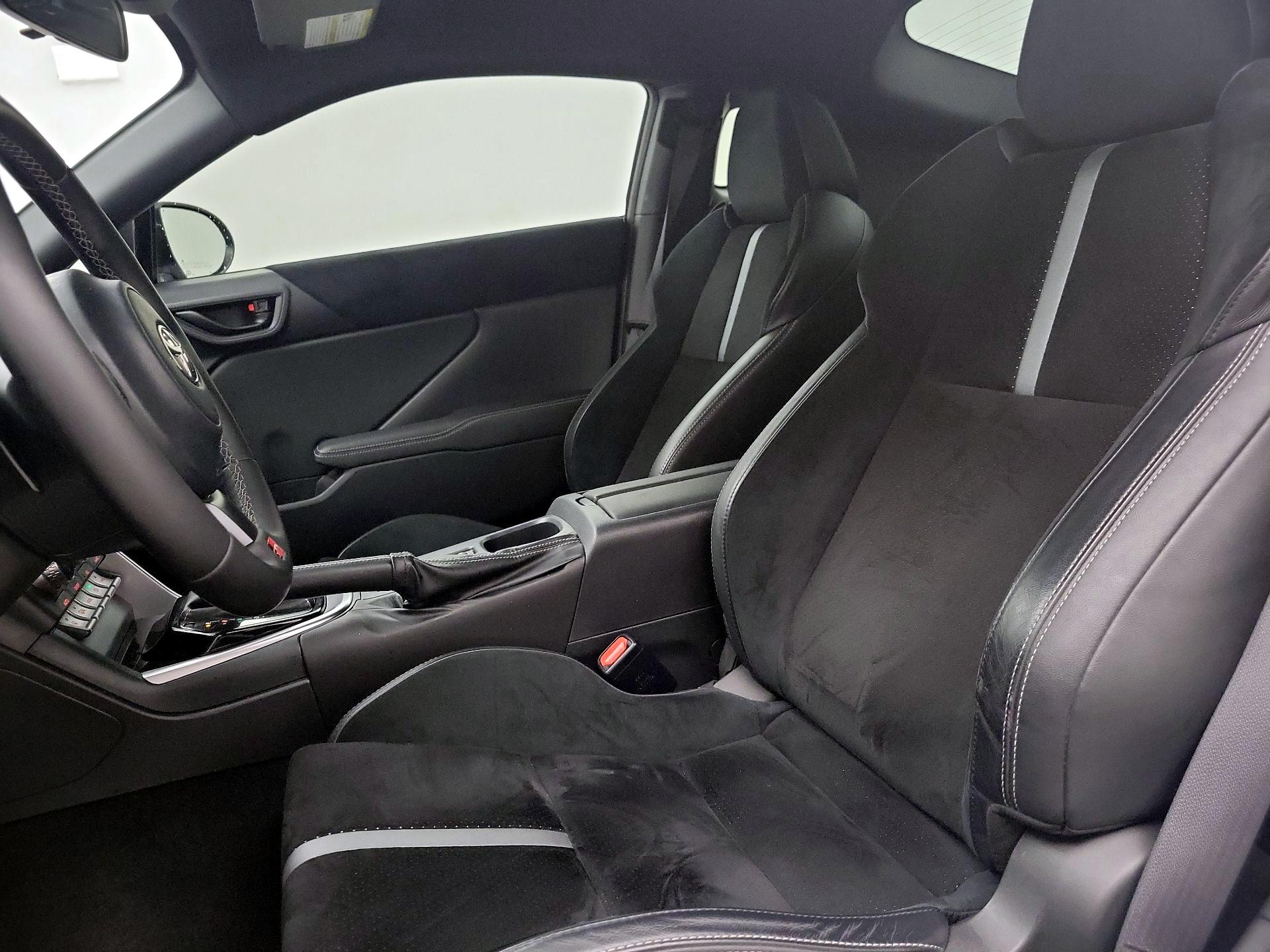 Thumbnail: 2023 Toyota GR86 - 11