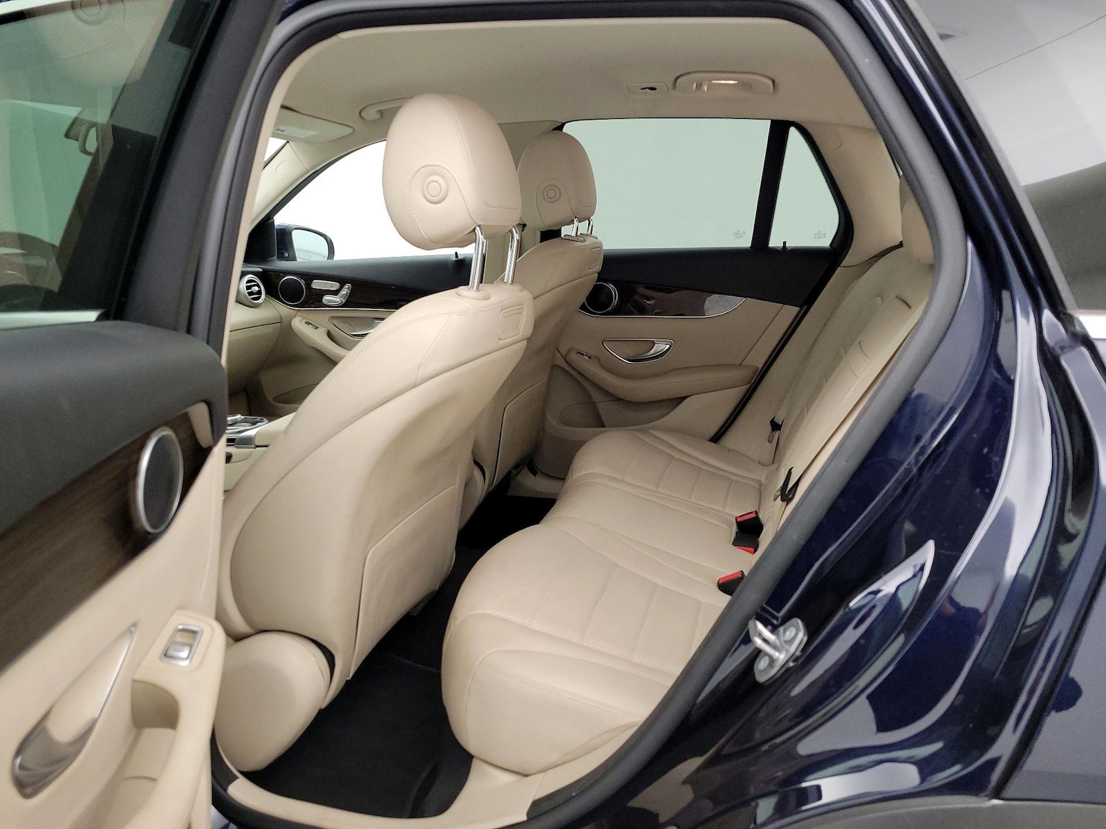 2019 Mercedes-Benz GLC GLC300 - Photo 18