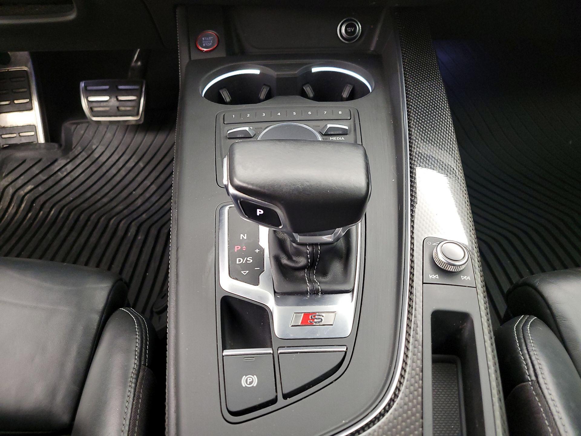 Thumbnail: 2018 Audi S4 - 18