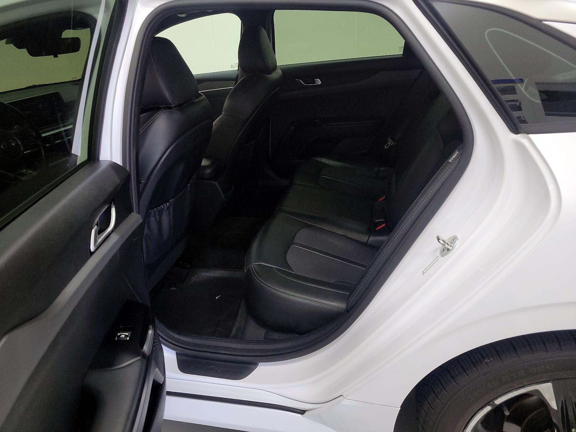 Thumbnail: 2021 Kia K5 - 19