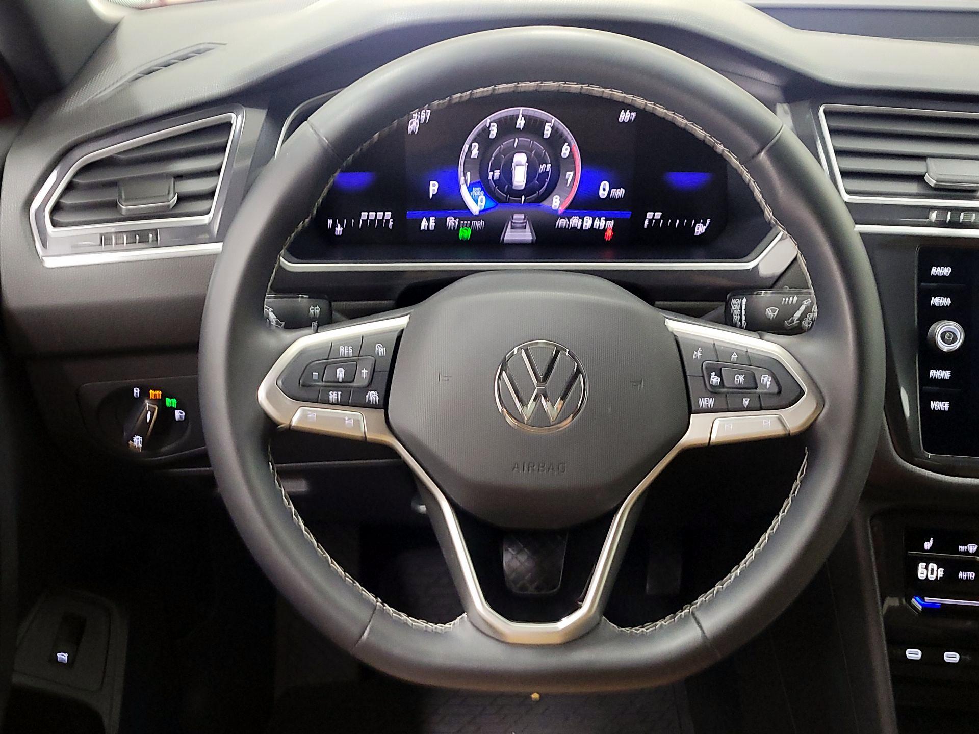 Thumbnail: 2024 Volkswagen Tiguan - 10