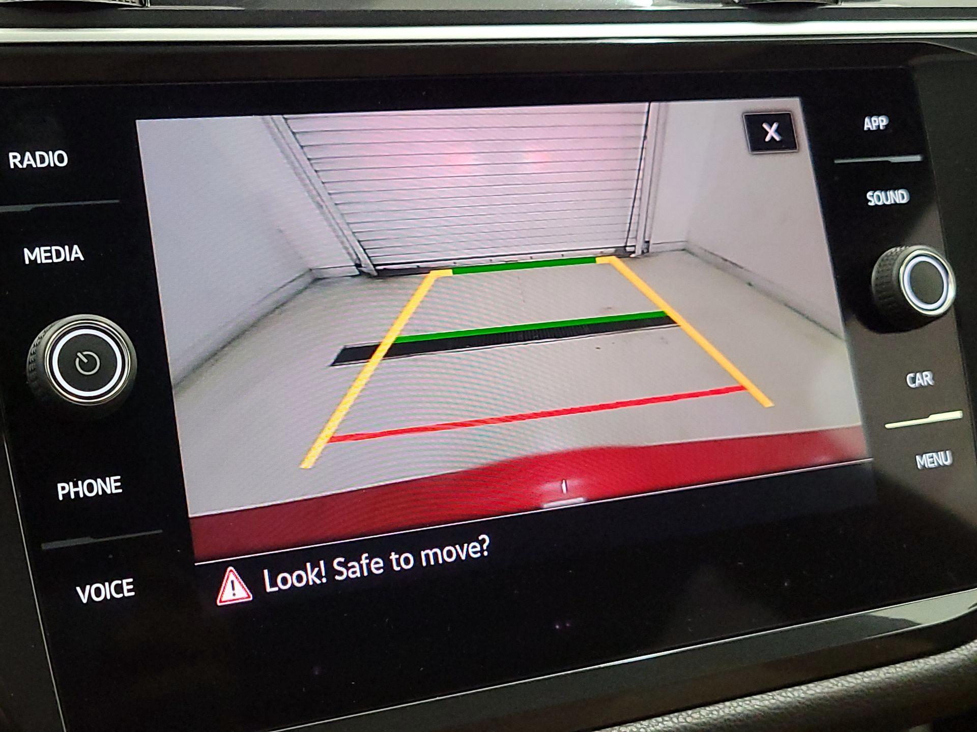 Thumbnail: 2024 Volkswagen Tiguan - 14