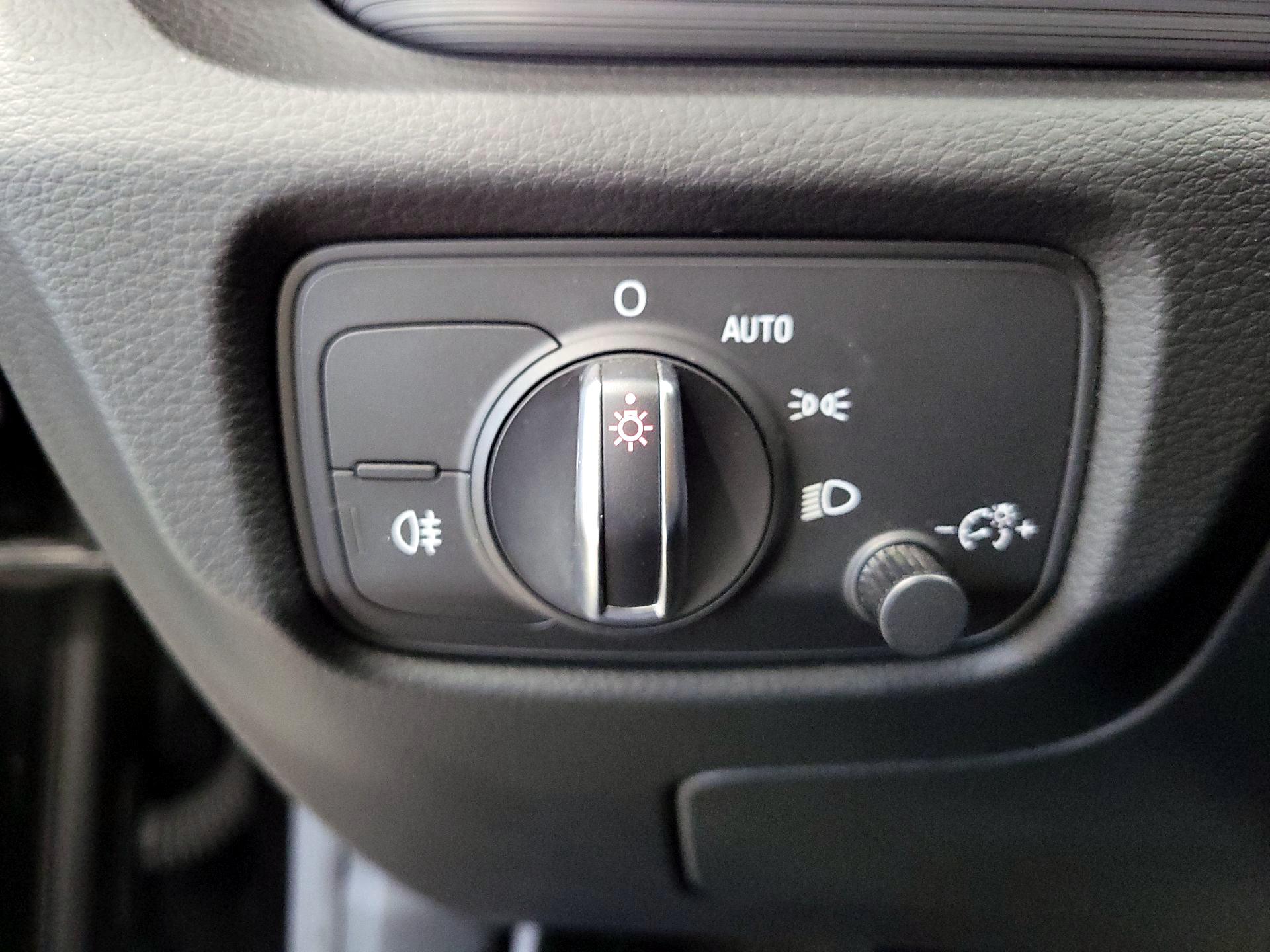 Thumbnail: 2015 Audi A3 - 13