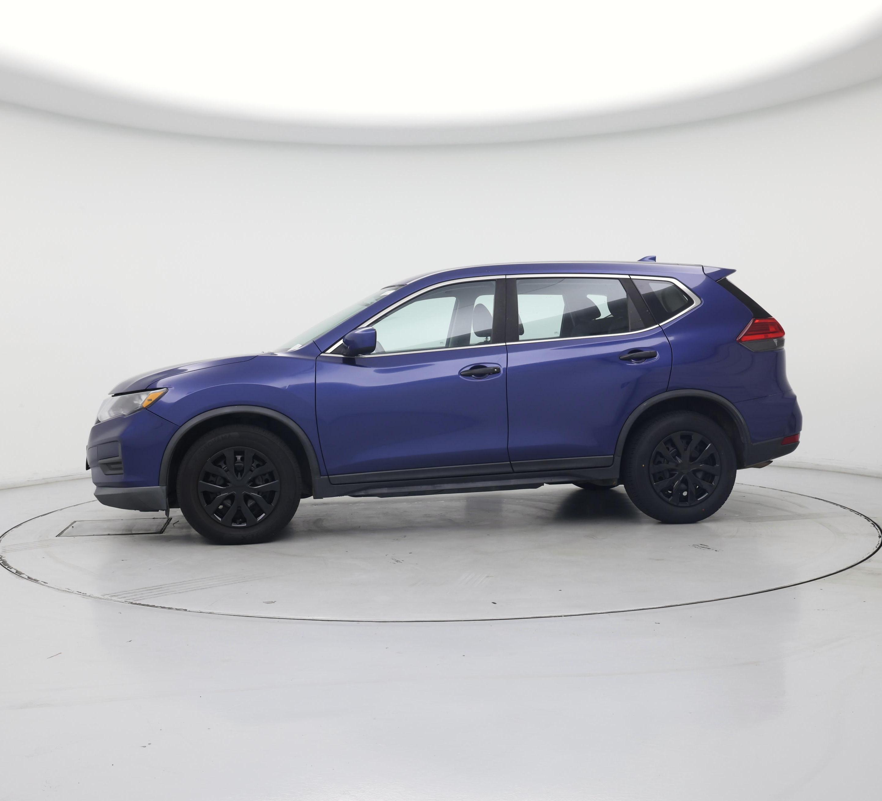 Thumbnail: 2017 Nissan Rogue - 3