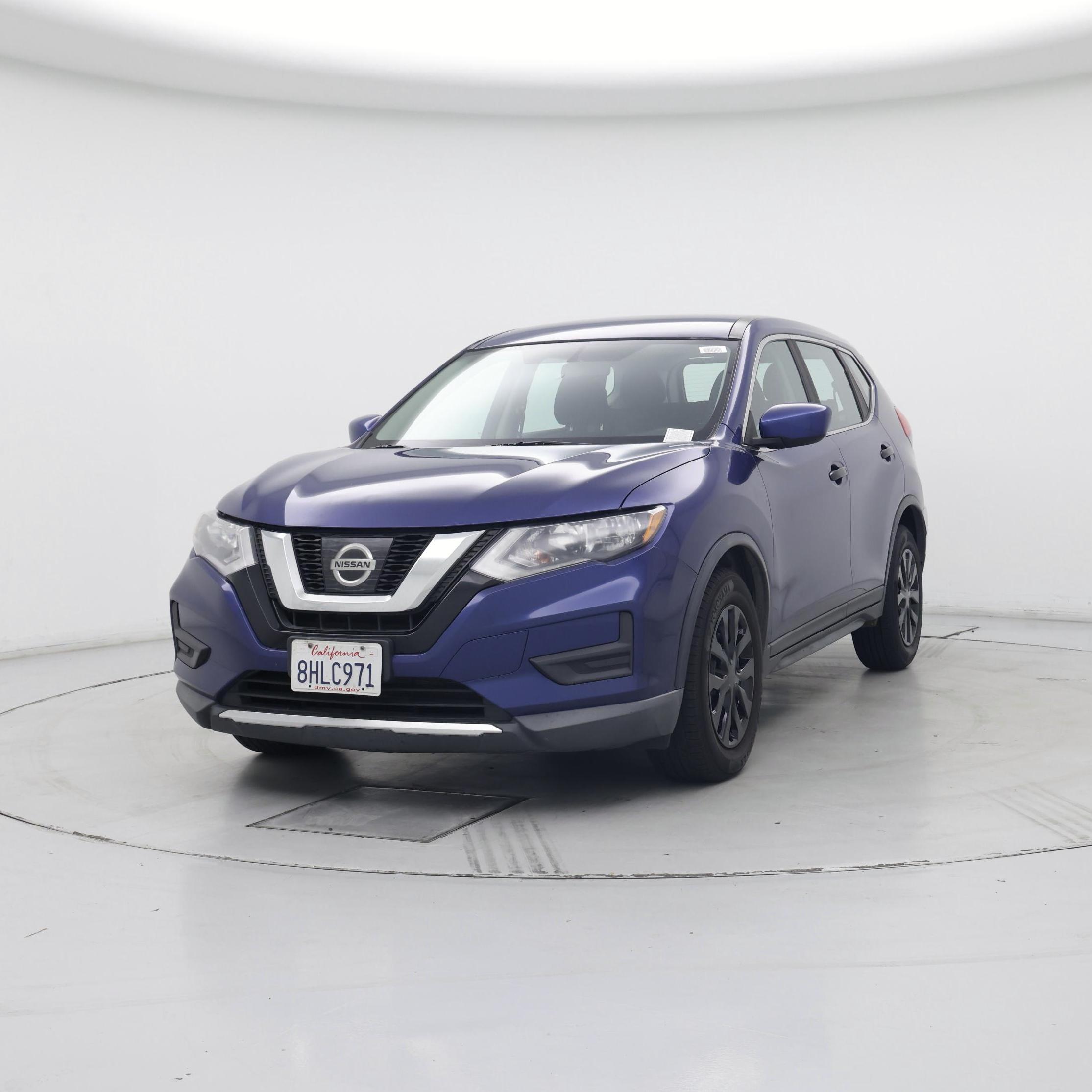 Thumbnail: 2017 Nissan Rogue - 4