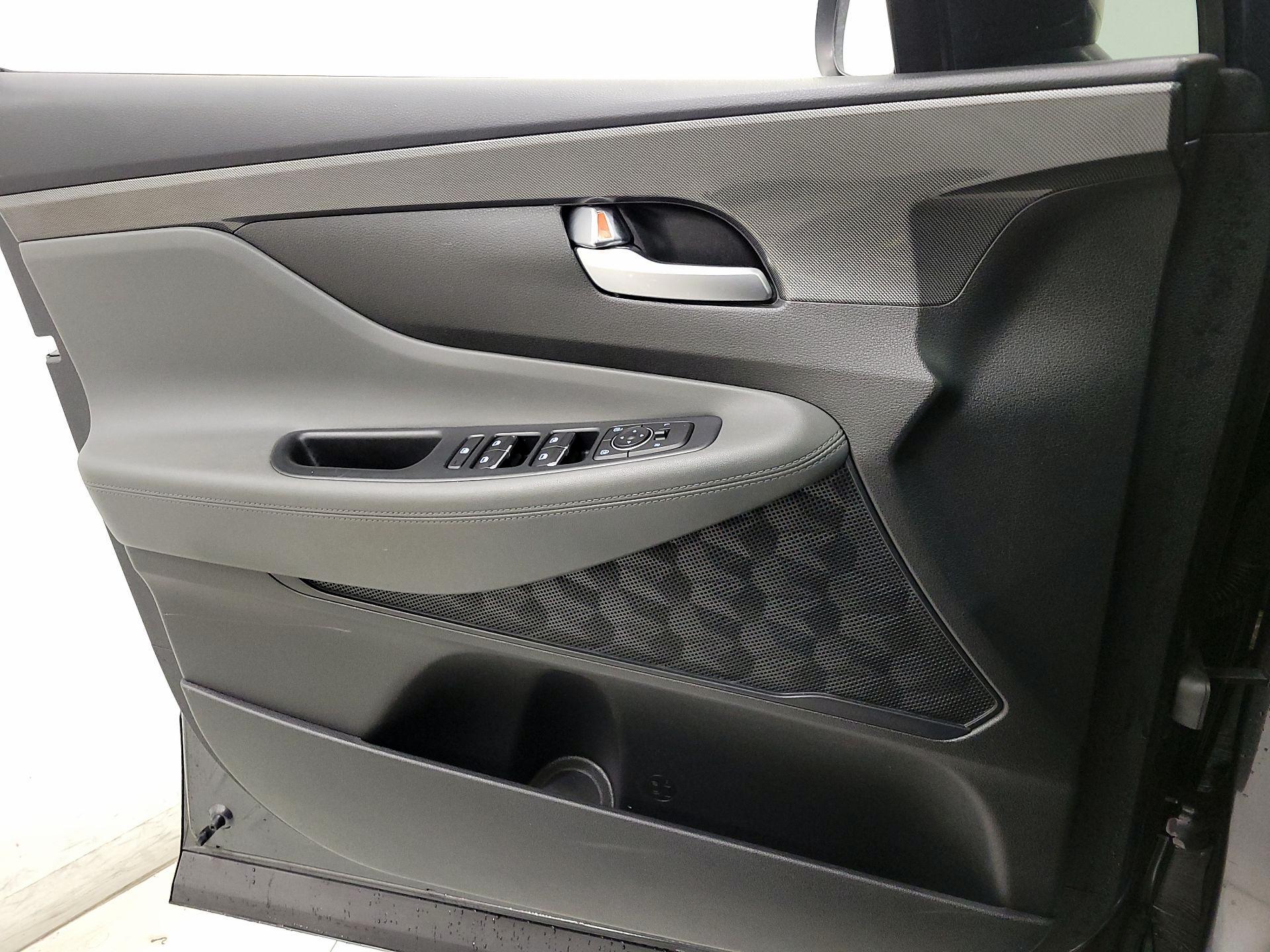 Thumbnail: 2021 Hyundai Santa Fe - 12