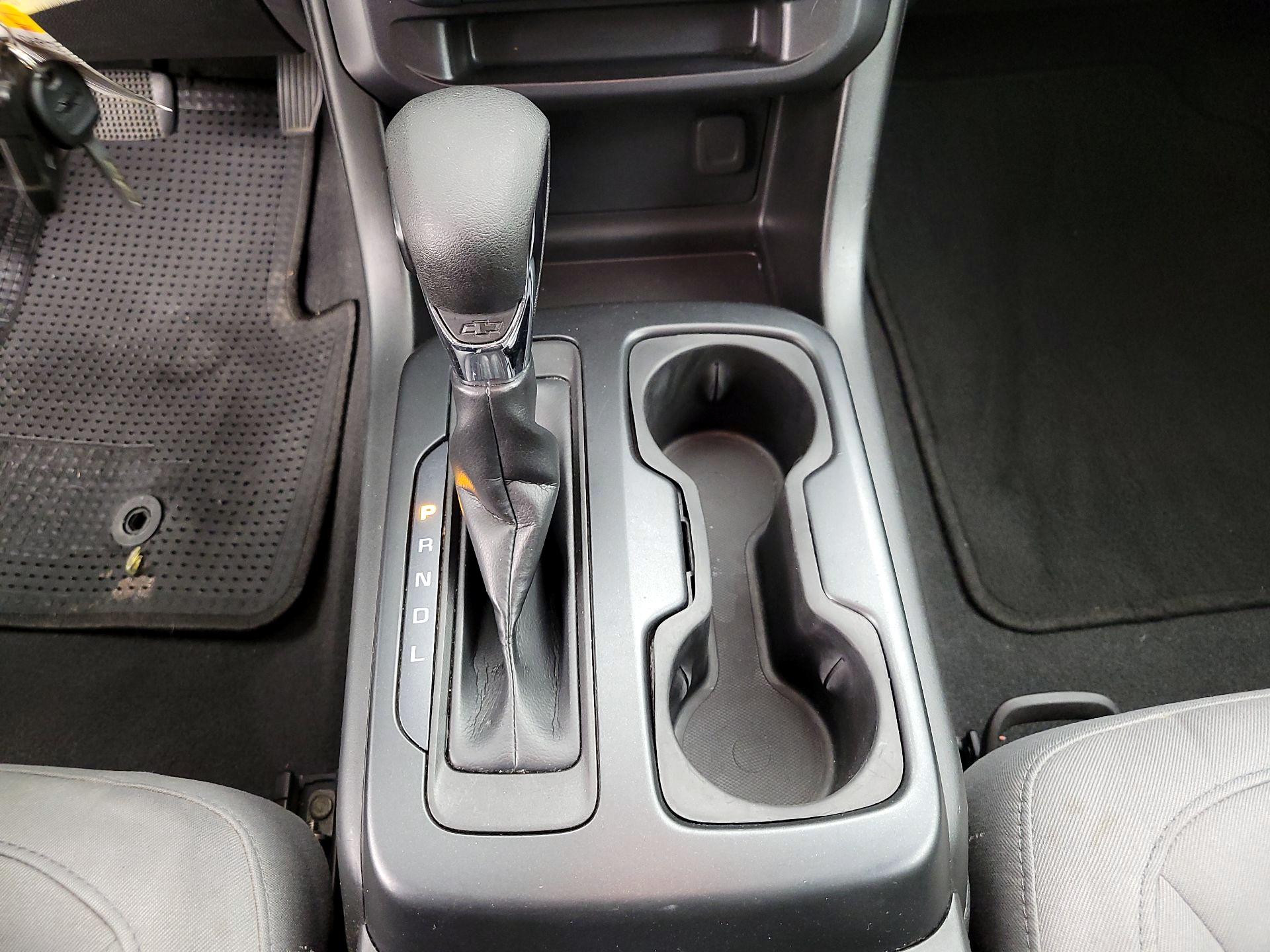 Thumbnail: 2022 Chevrolet Colorado - 15