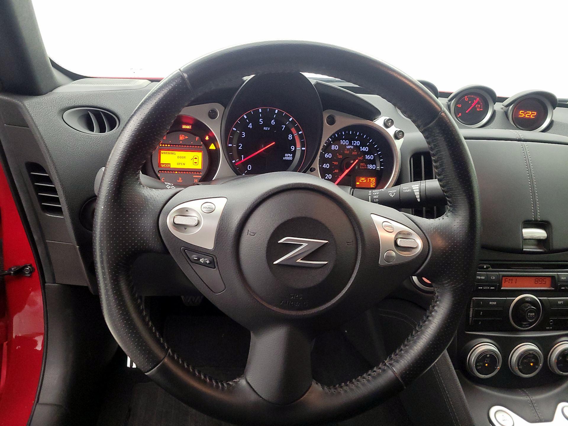 Thumbnail: 2014 Nissan Z - 10