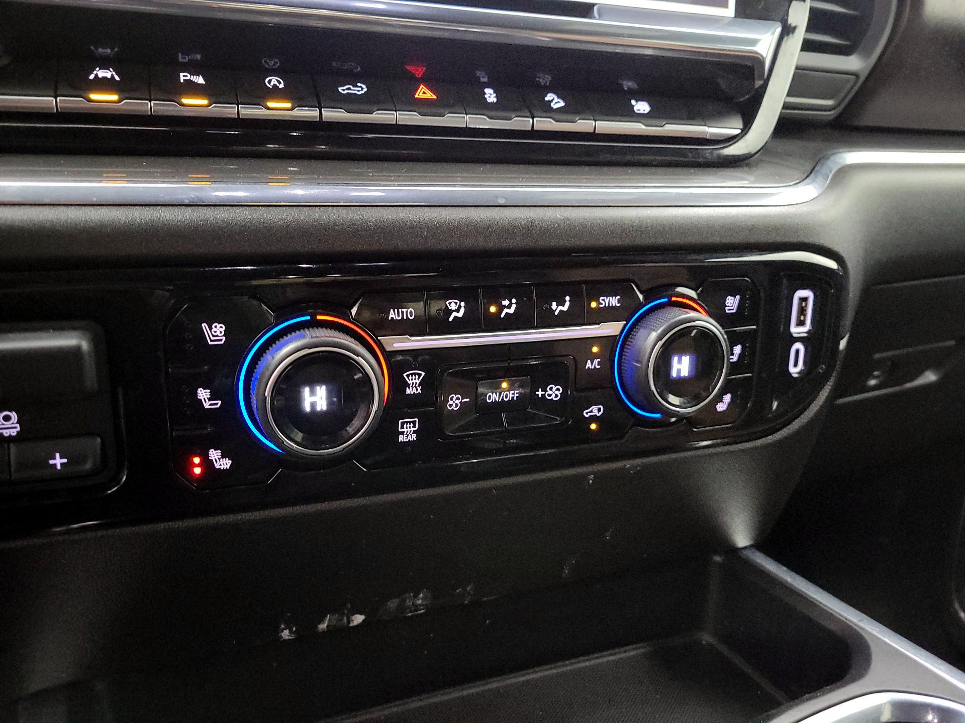 Thumbnail: 2024 Chevrolet Silverado 1500 - 16