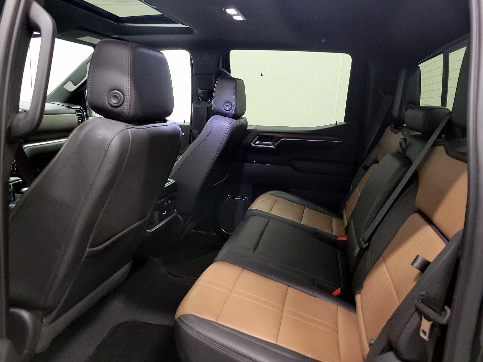 Thumbnail: 2024 Chevrolet Silverado 1500 - 20