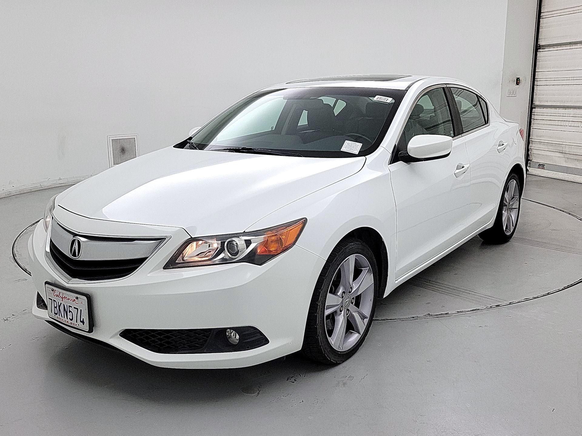 Thumbnail: 2014 Acura ILX - 3