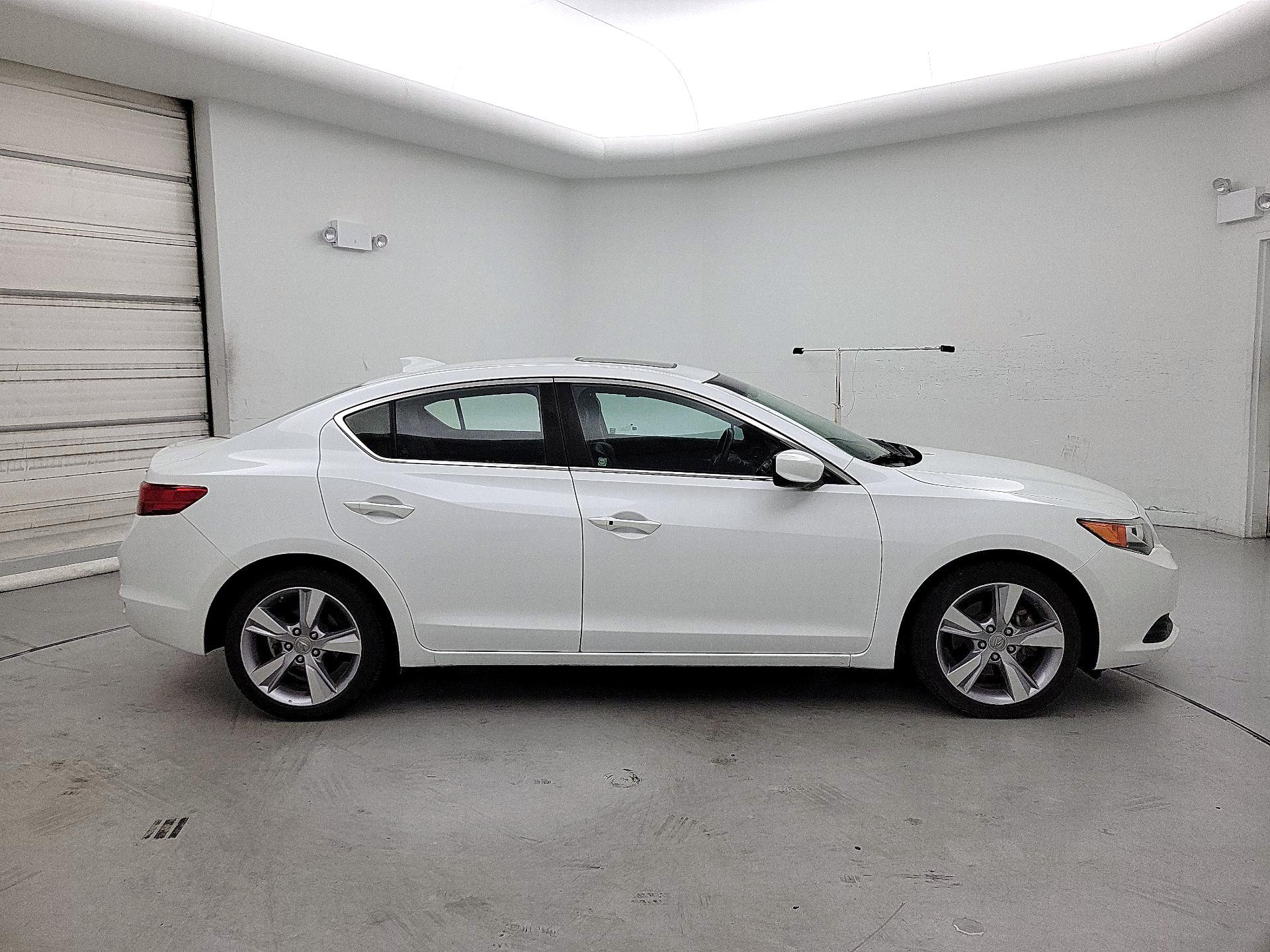 Thumbnail: 2014 Acura ILX - 4