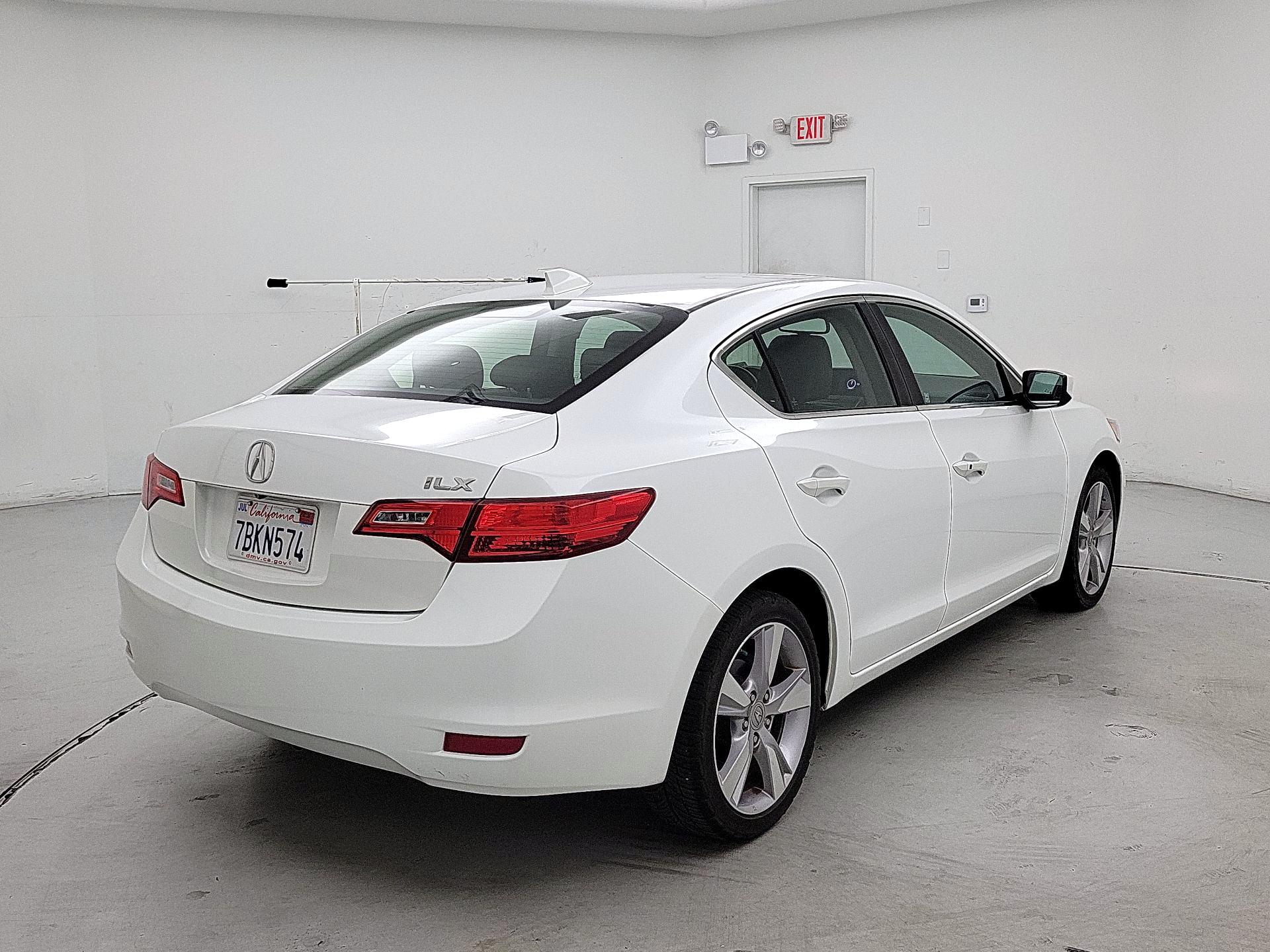 Thumbnail: 2014 Acura ILX - 5