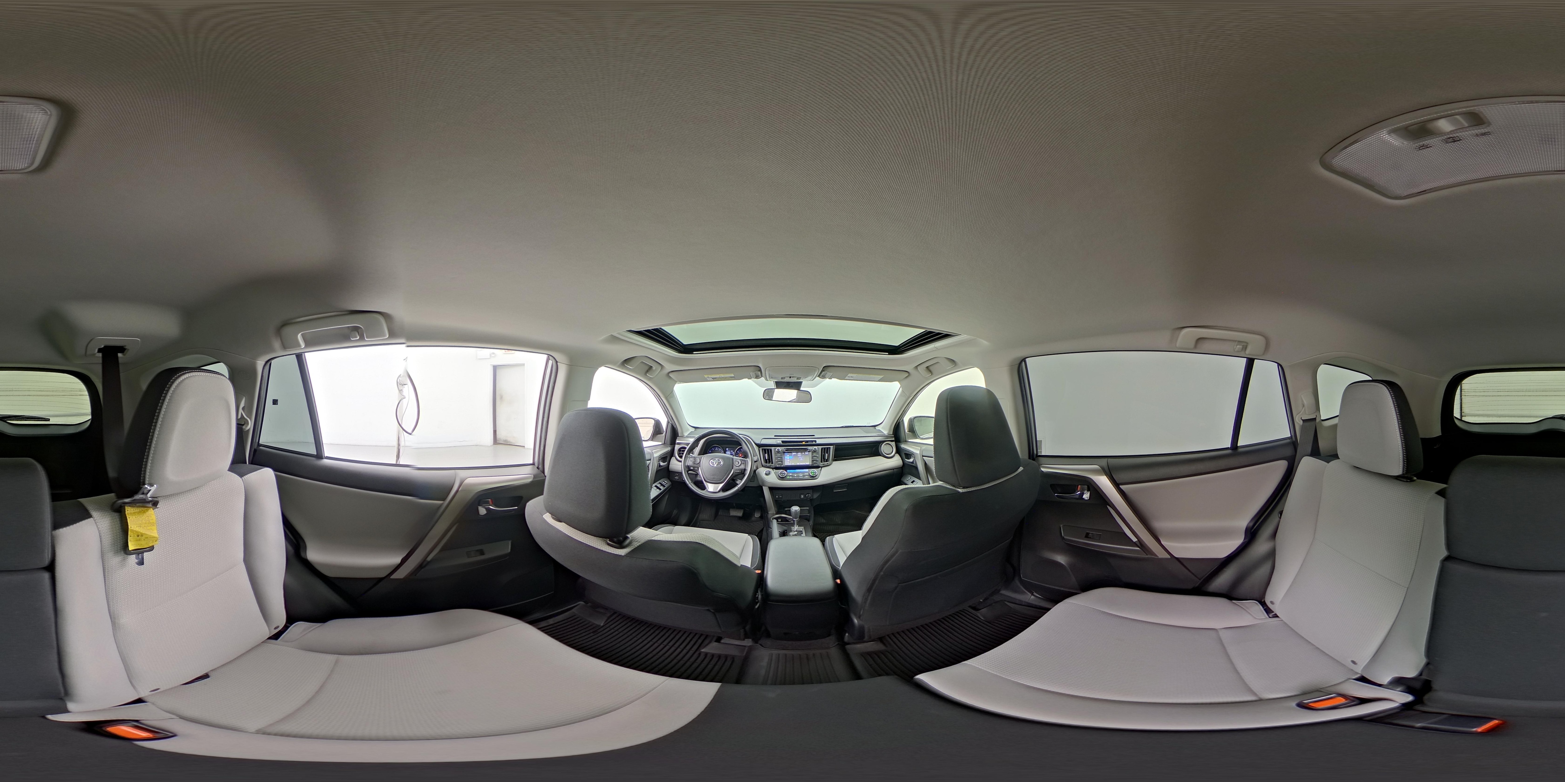 2018 Toyota RAV4 XLE - Photo 26