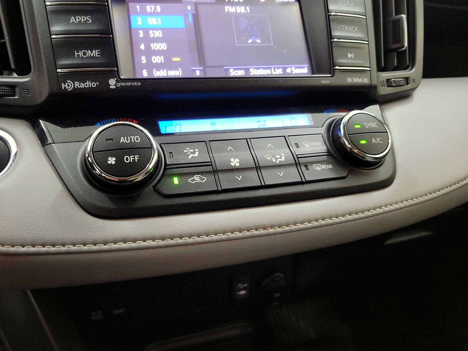 Thumbnail: 2018 Toyota RAV4 - 16
