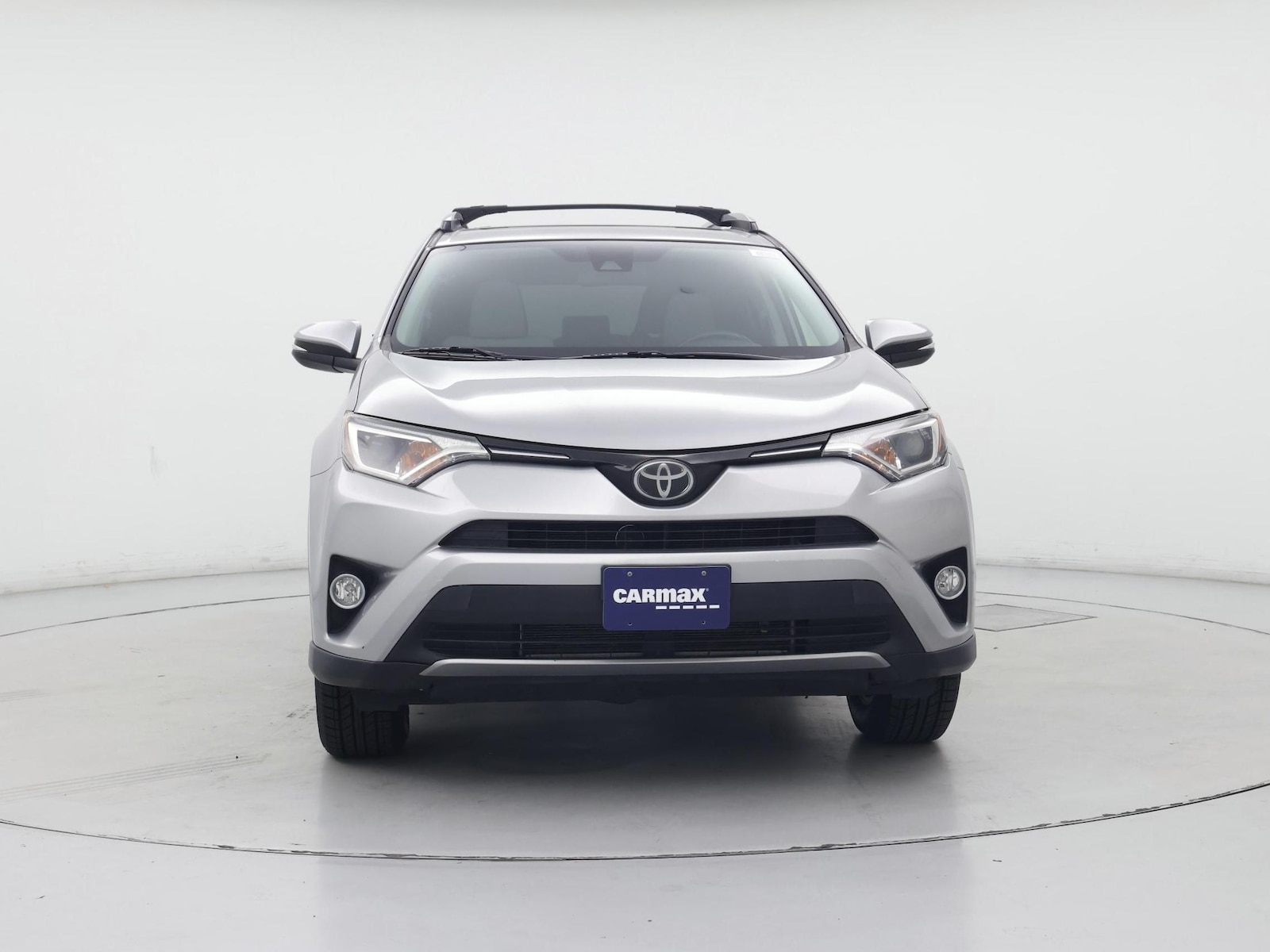 2018 Toyota RAV4 XLE - Photo 6