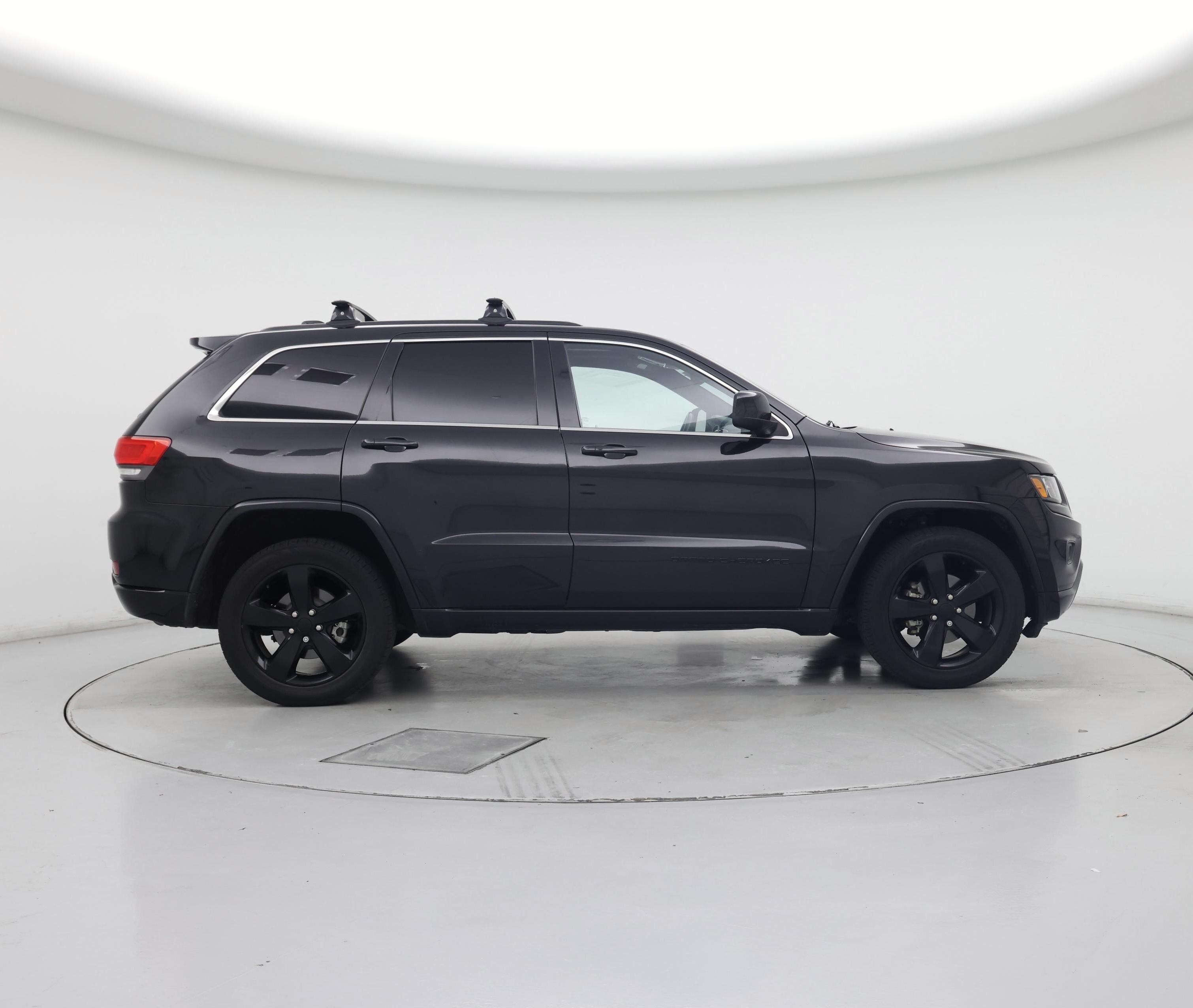 Thumbnail: 2015 Jeep Grand Cherokee - 7