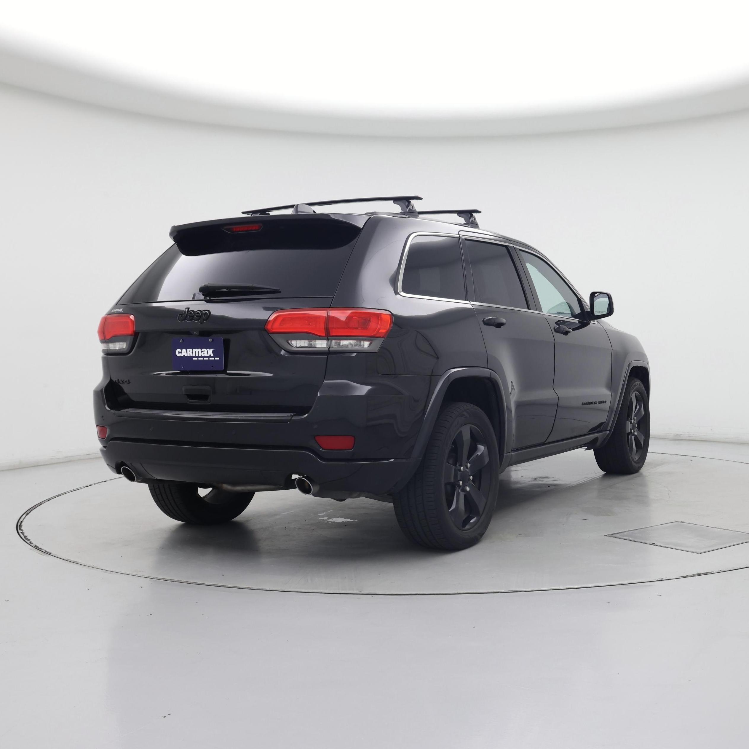 Thumbnail: 2015 Jeep Grand Cherokee - 8