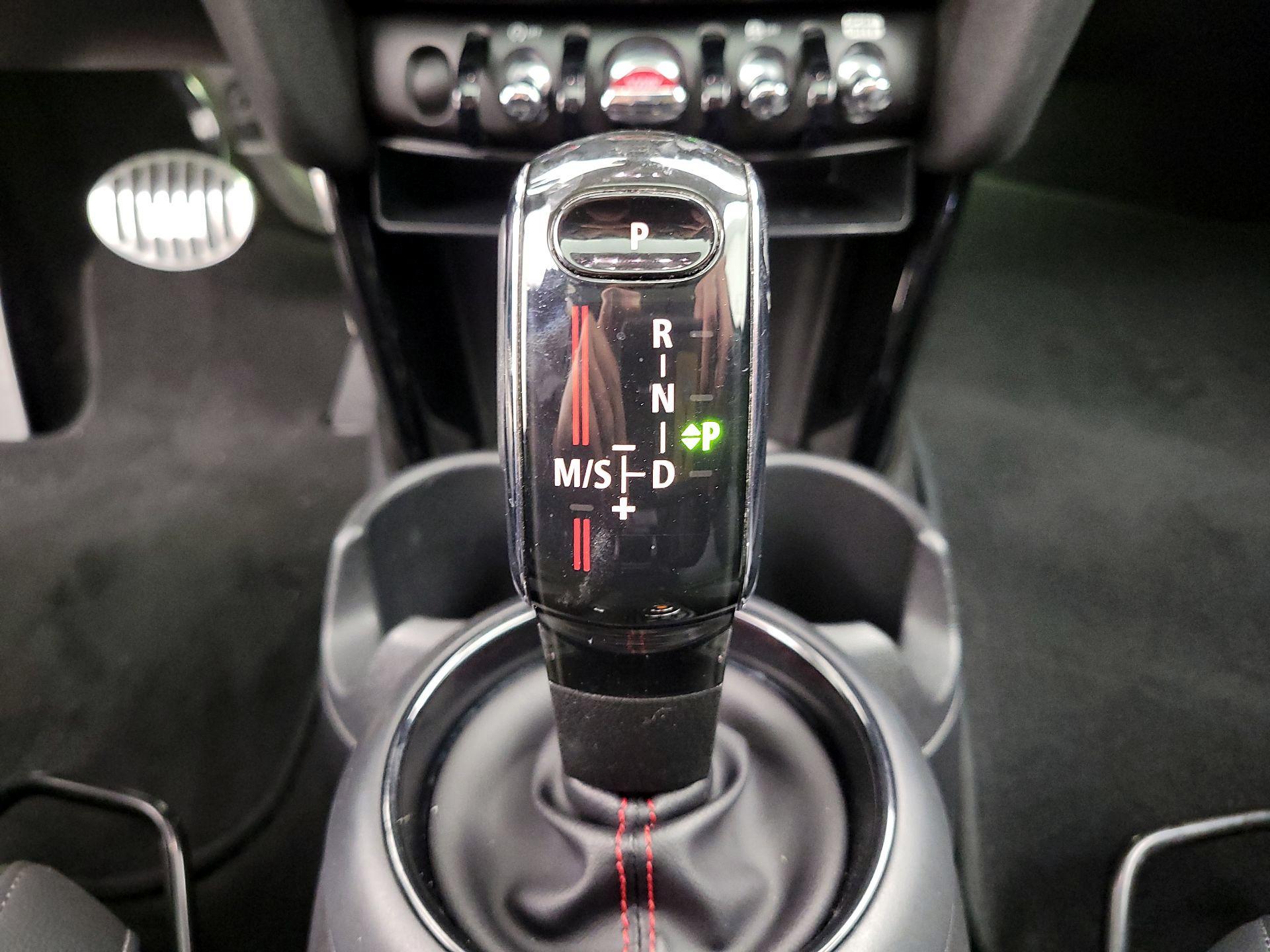 Thumbnail: 2021 MINI Cooper Hardtop - 15