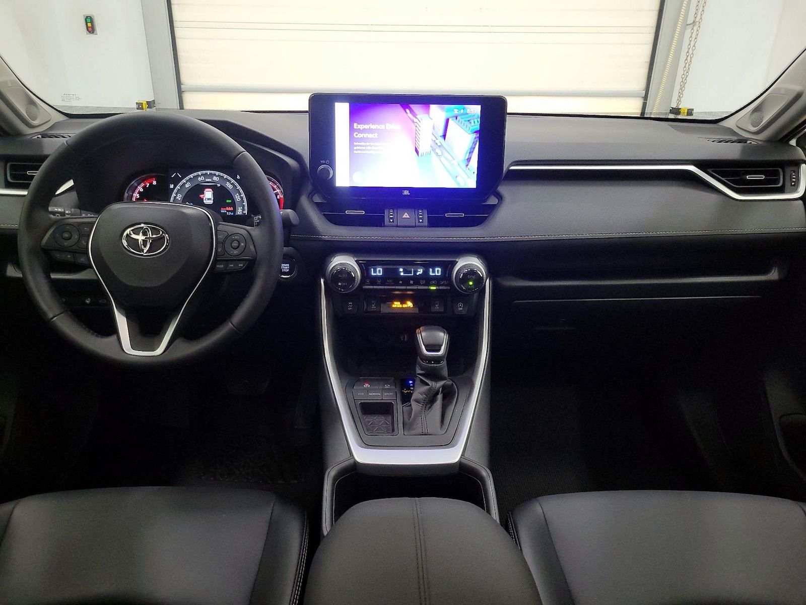 2025 Toyota RAV4 XLE Premium - Photo 10
