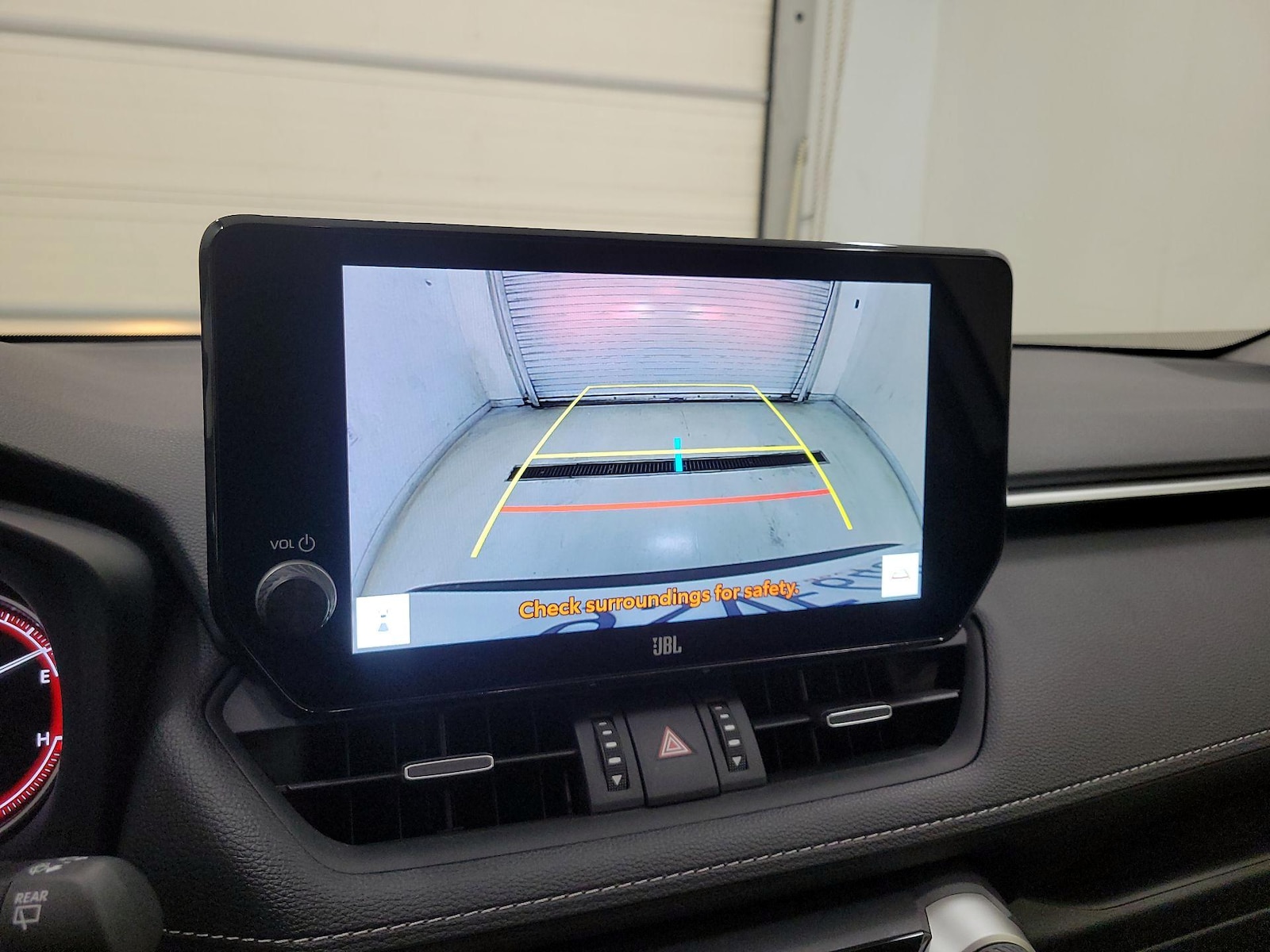 2025 Toyota RAV4 XLE Premium - Photo 15