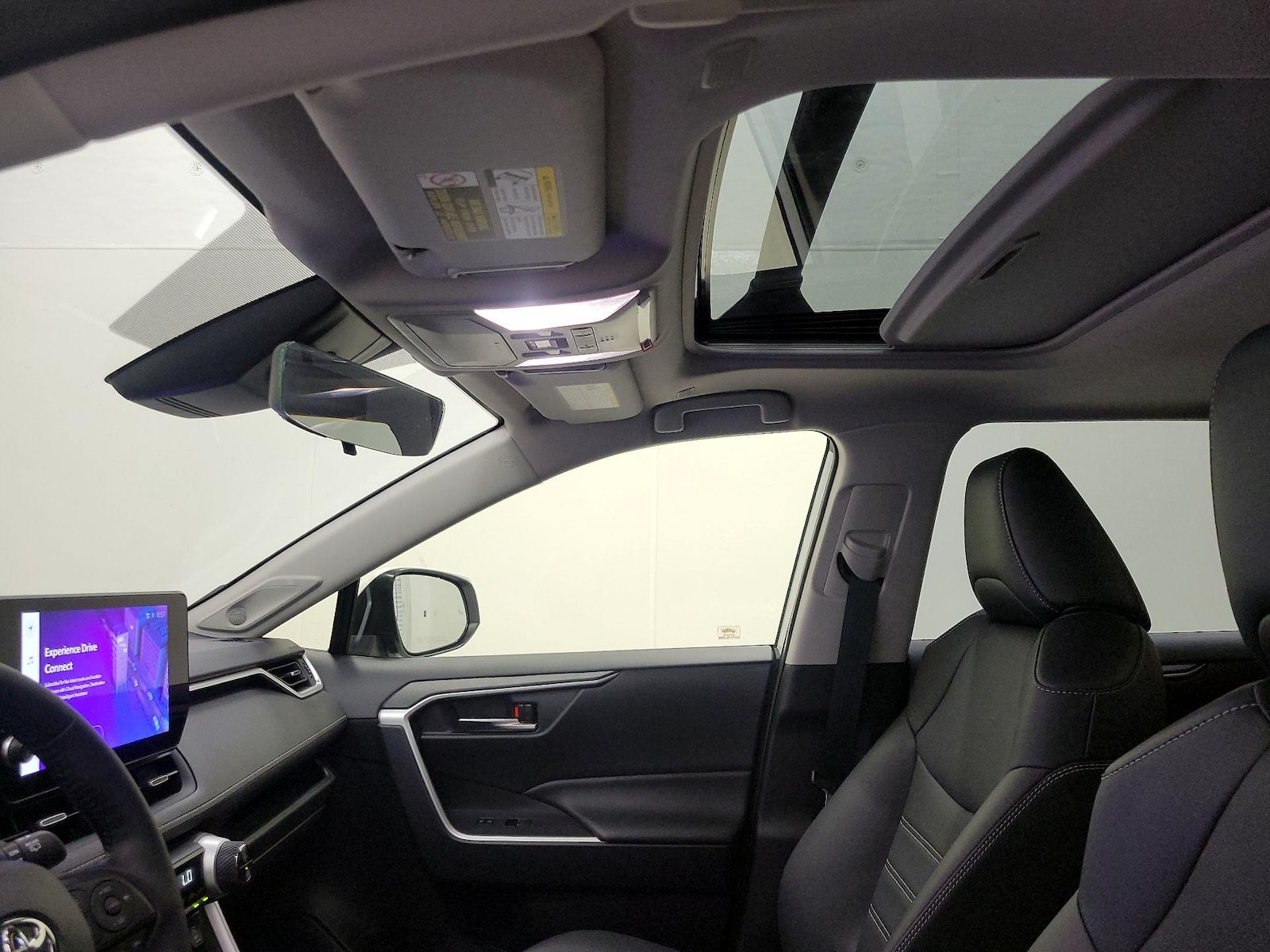 2025 Toyota RAV4 XLE Premium - Photo 20